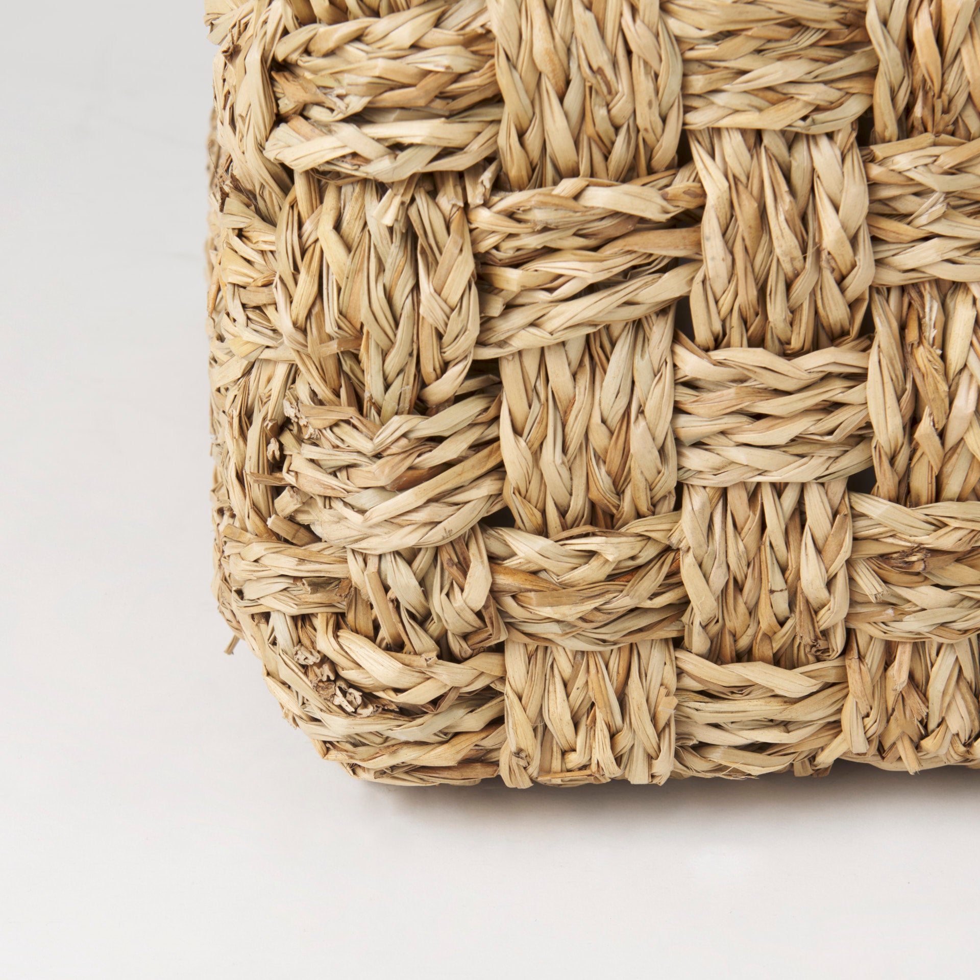 Adela Woven Pouf