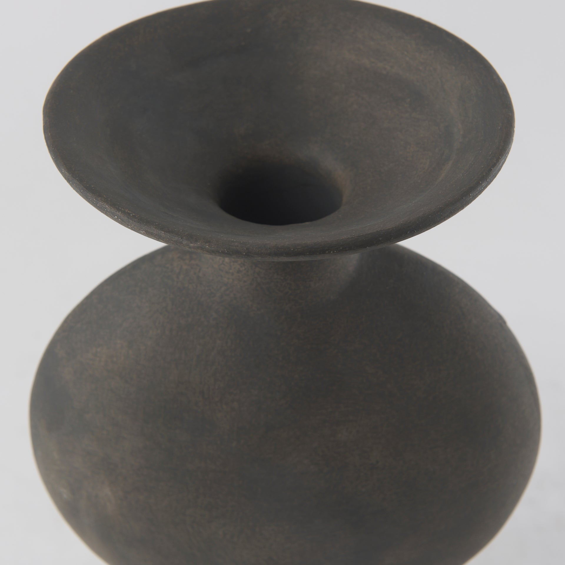 Cassandra Vase
