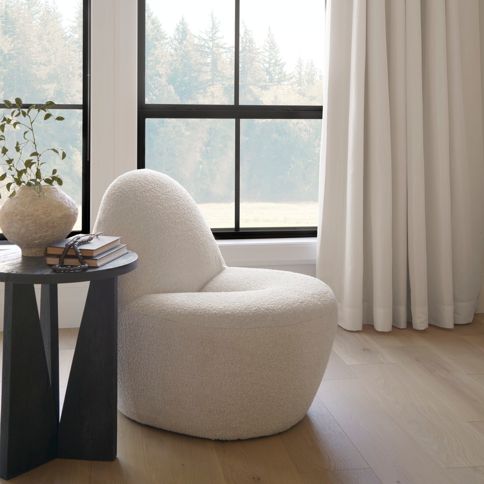 Sanders Accent Chair