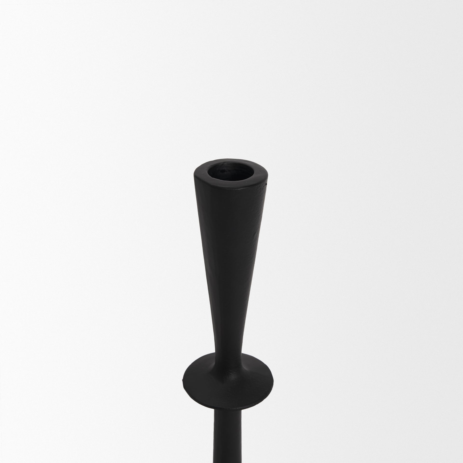 Emman Candle Holder