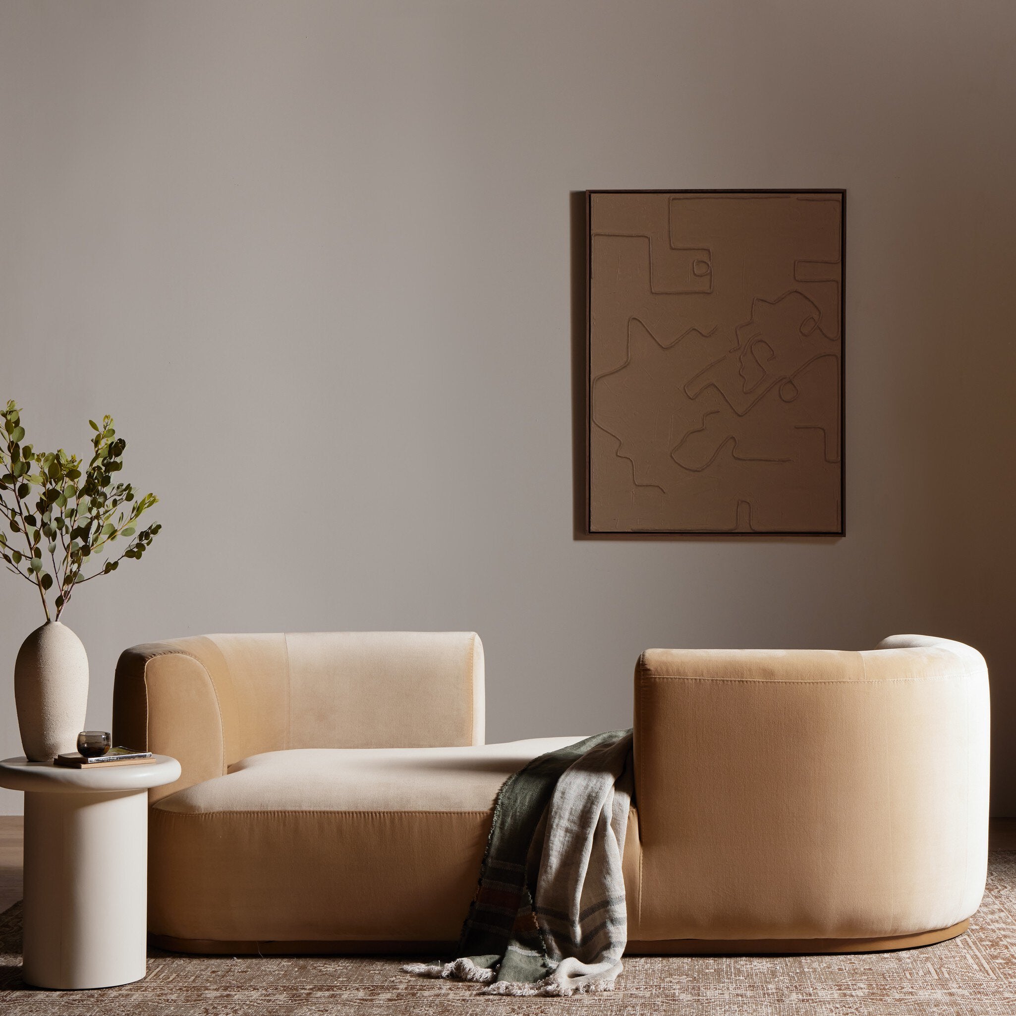 Dahlia Chaise-StyleMeGHD