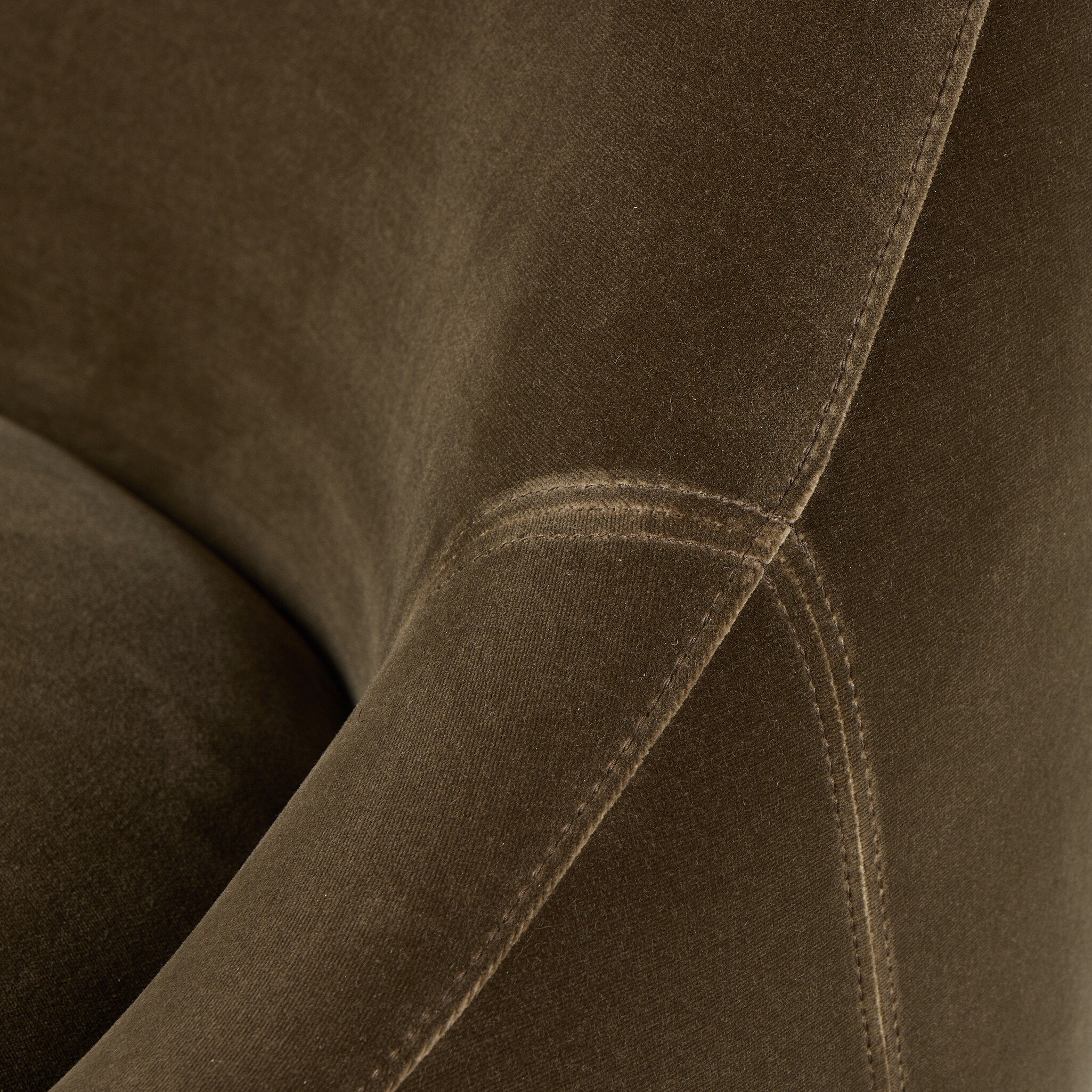 Brook Swivel Chair