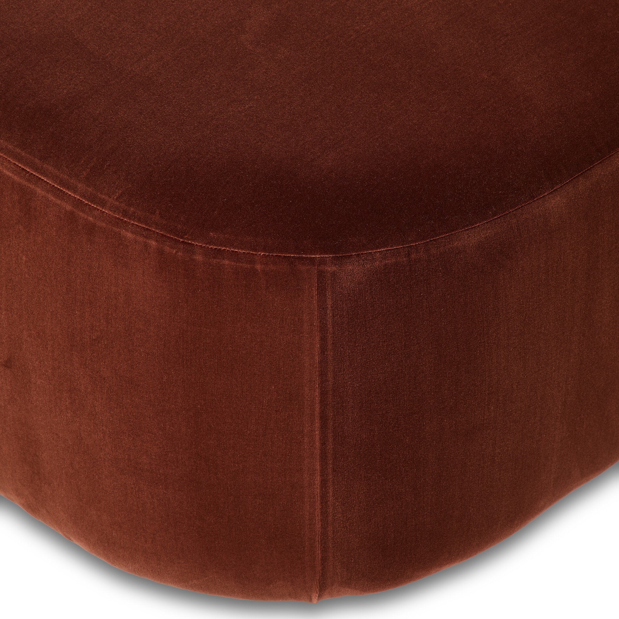 Farrah Chaise