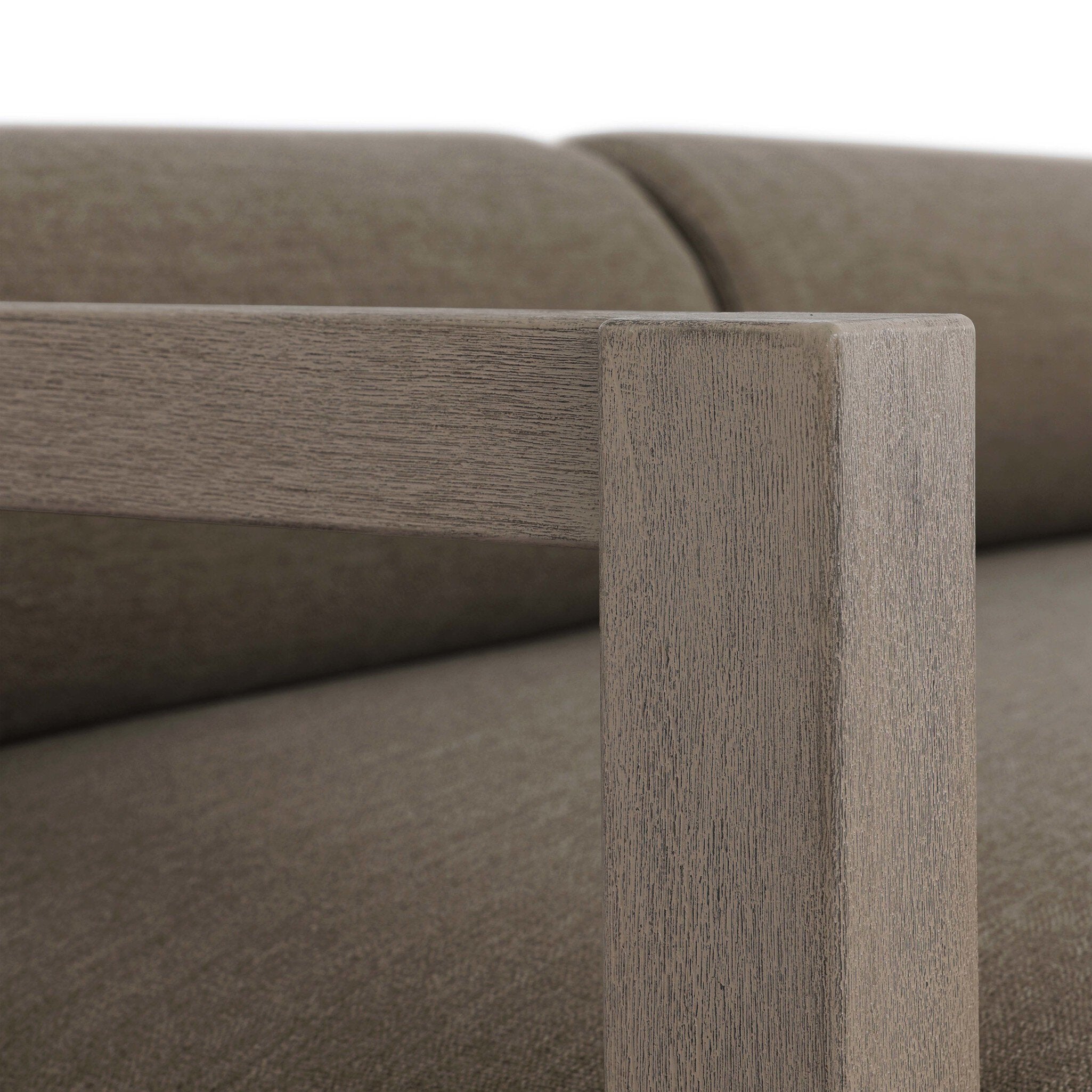 Leona Outdoor Bed