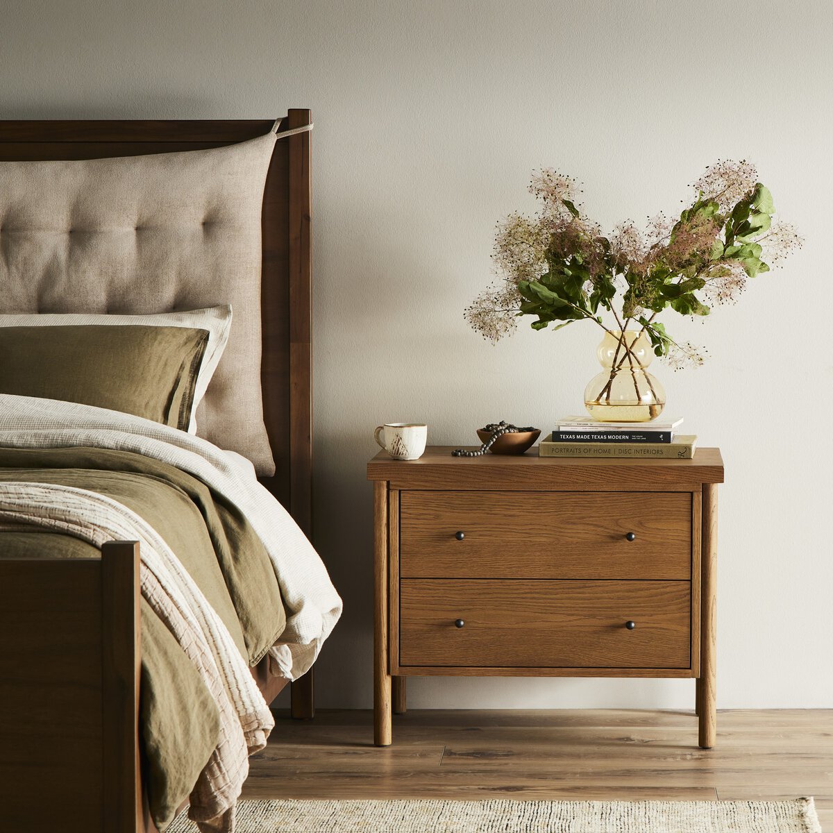 Lara Nightstand