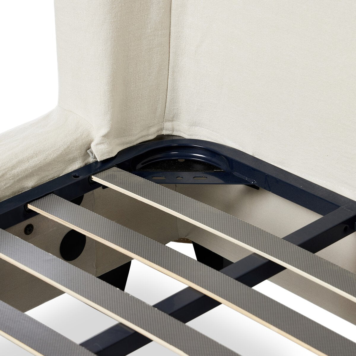 Mariole Slipcover Bed