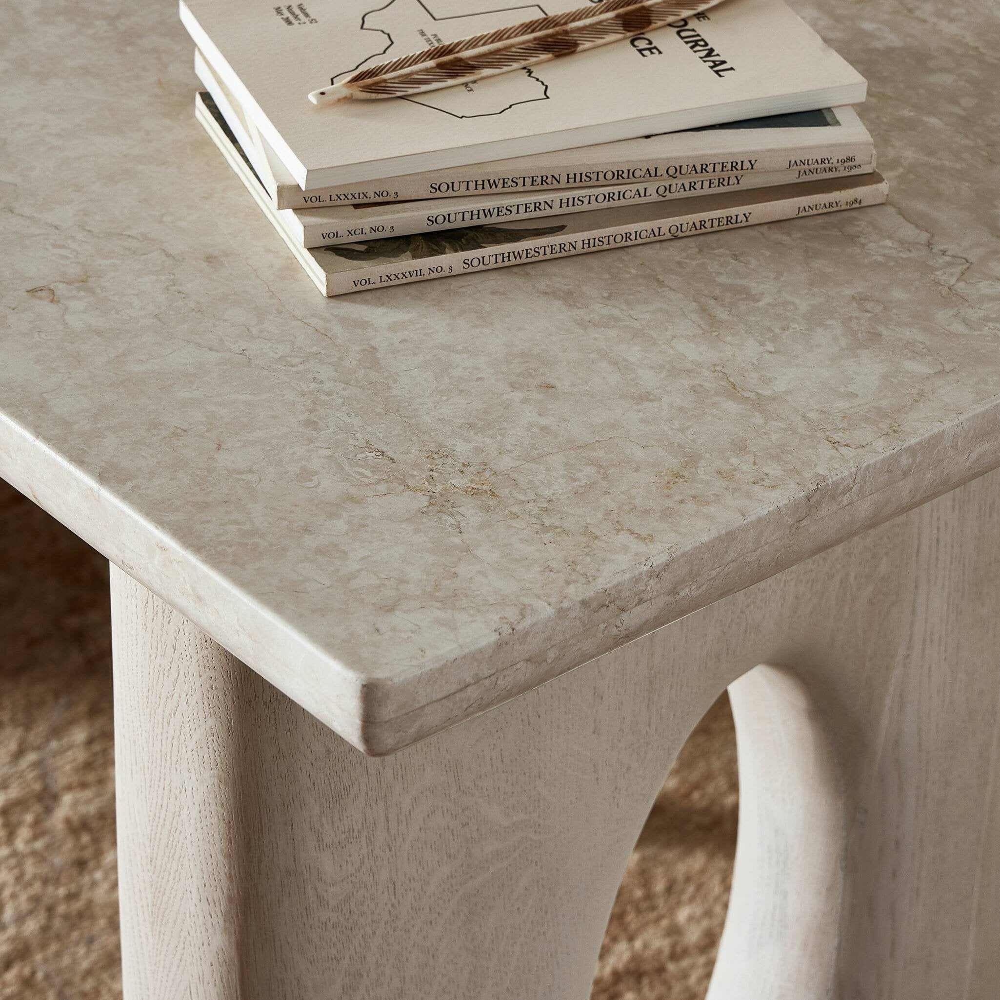 Mila Desk