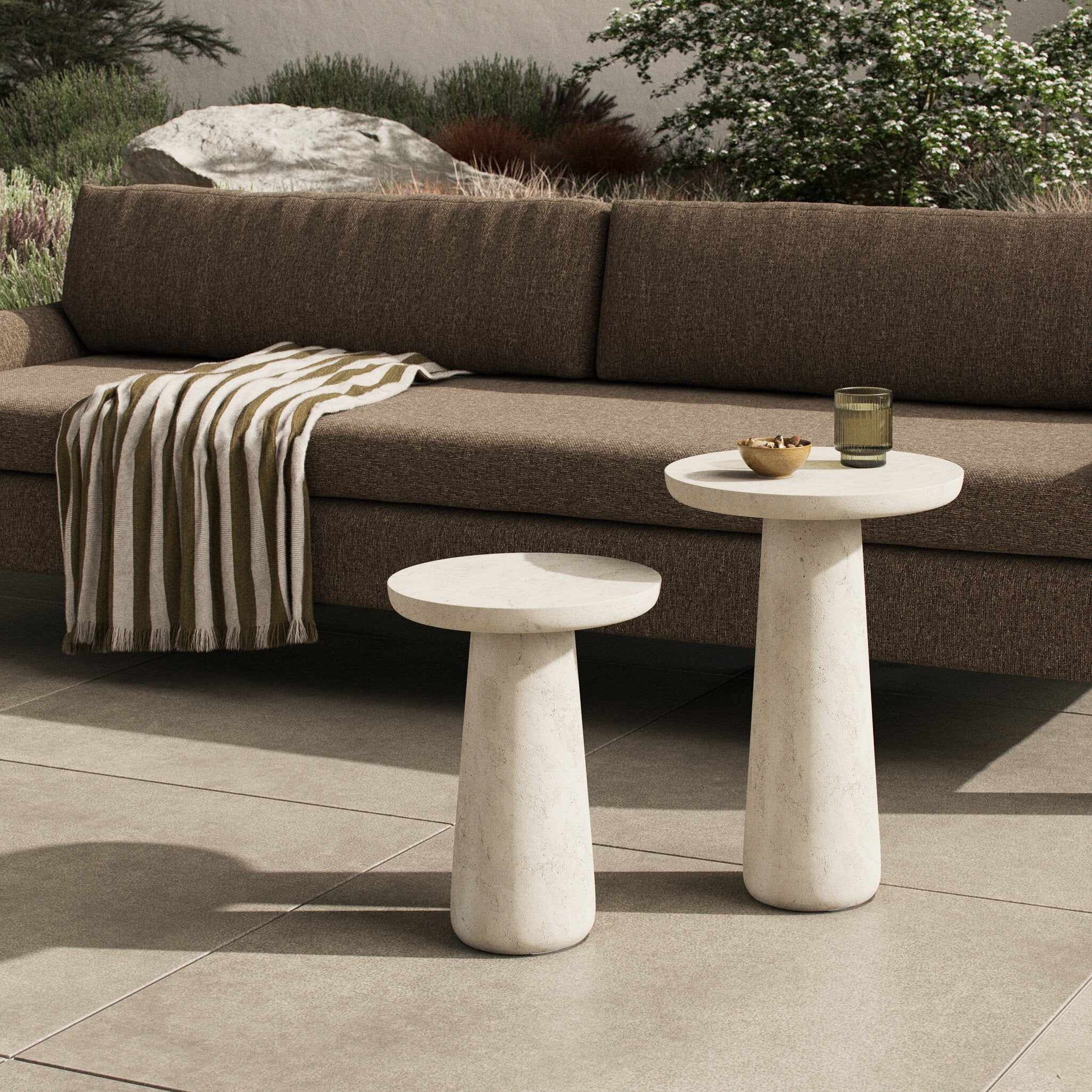 Roberto Outdoor Nesting End Table