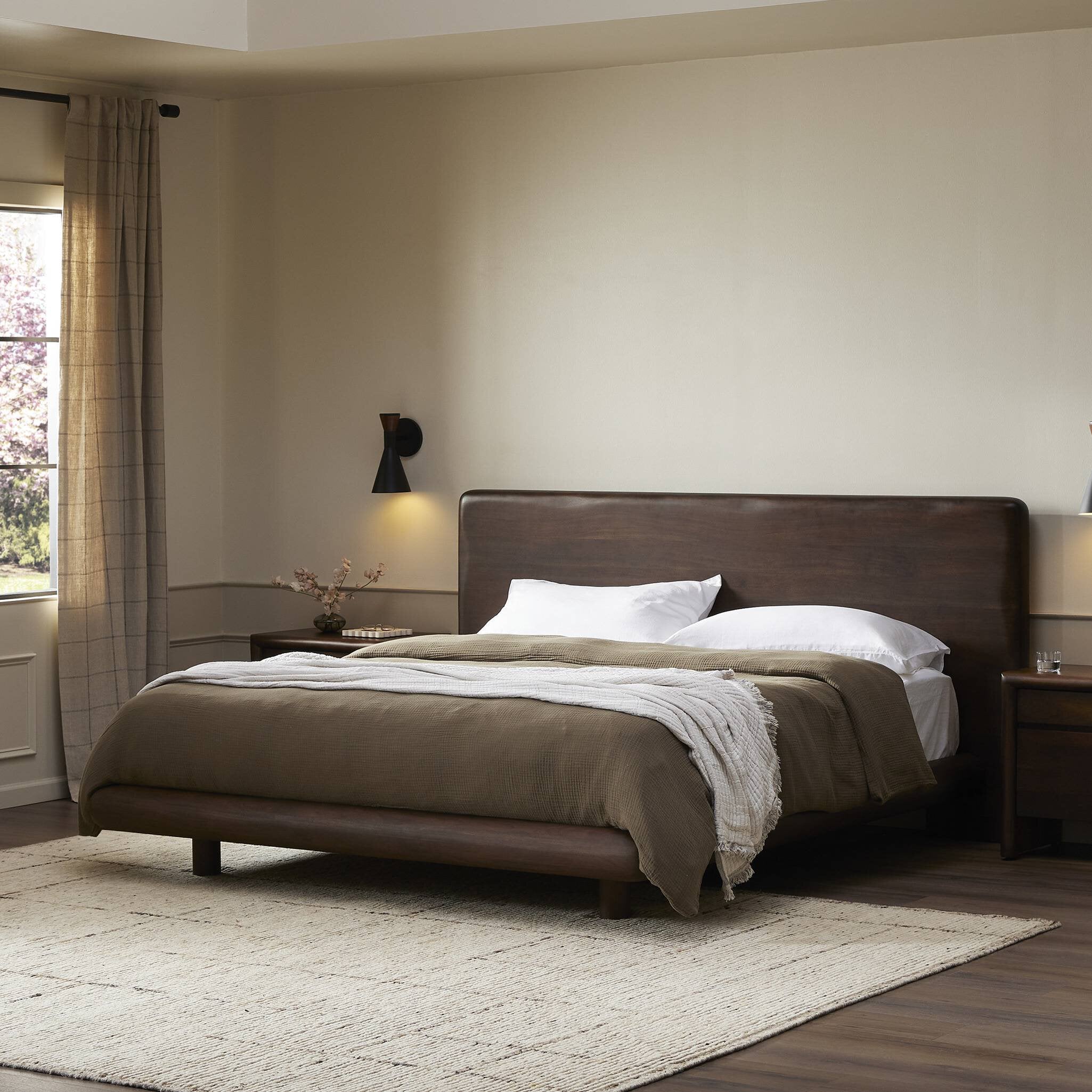 Lena Bed