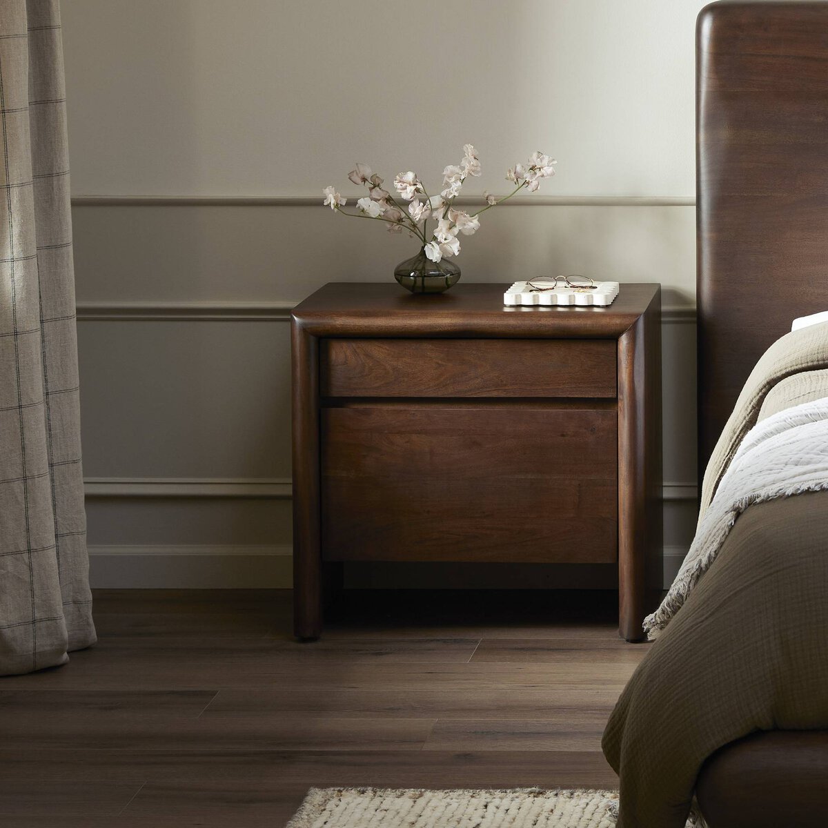 Lena Nightstand