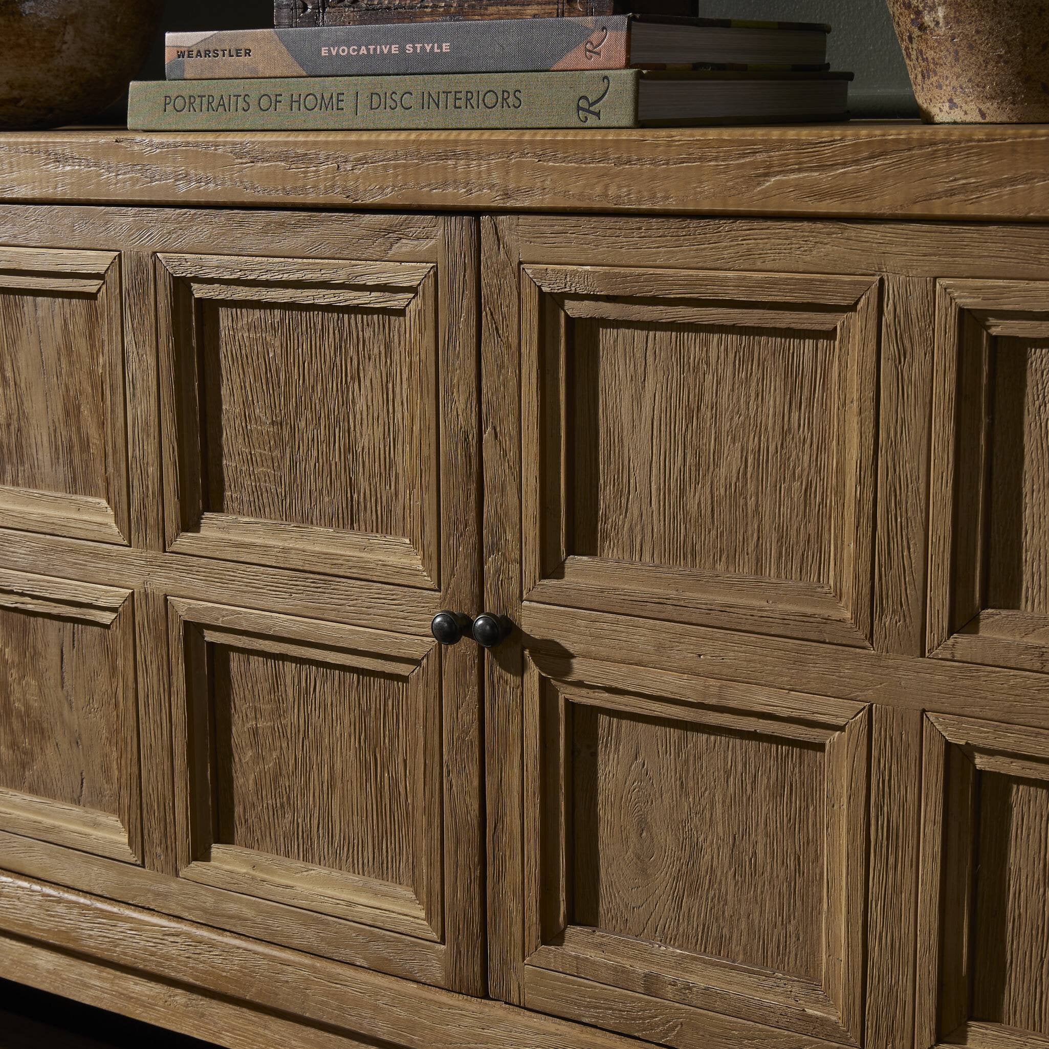 Kenny Media Console