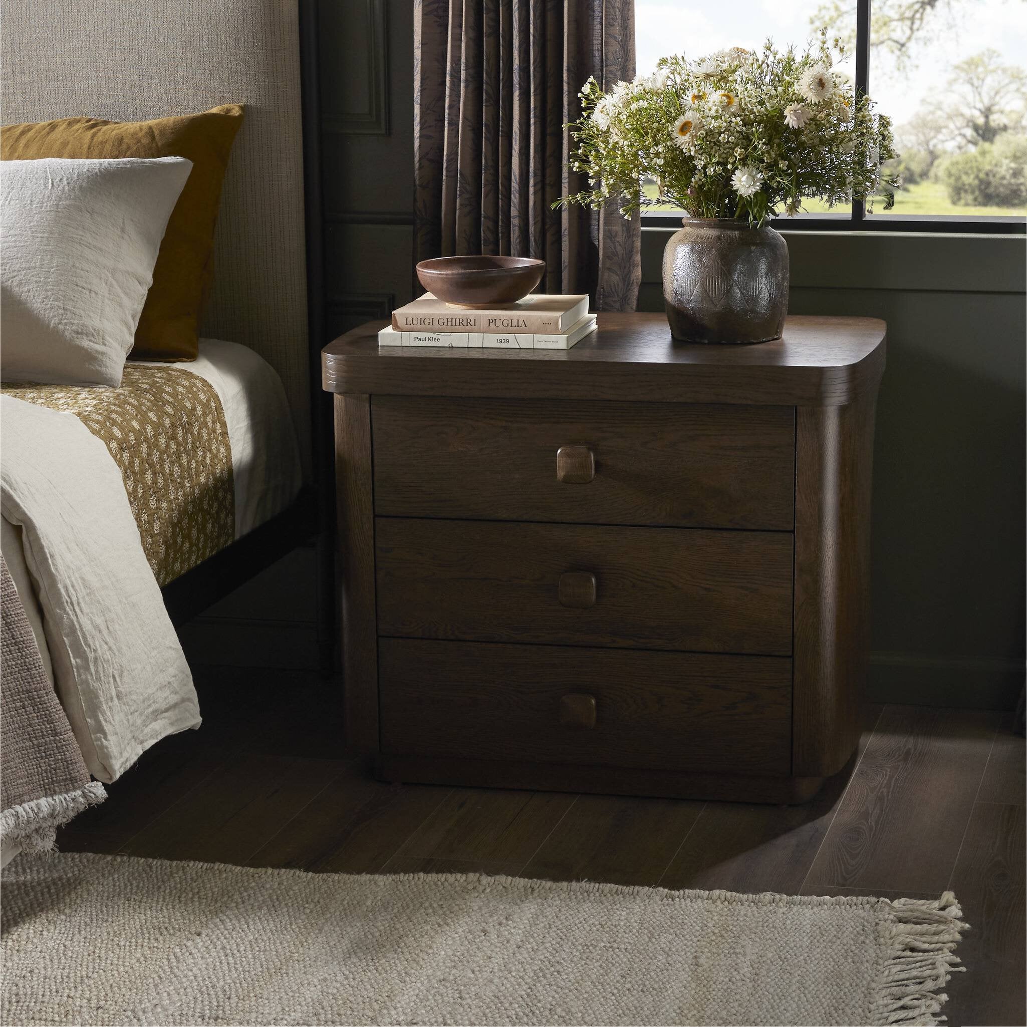Vincent Nightstand