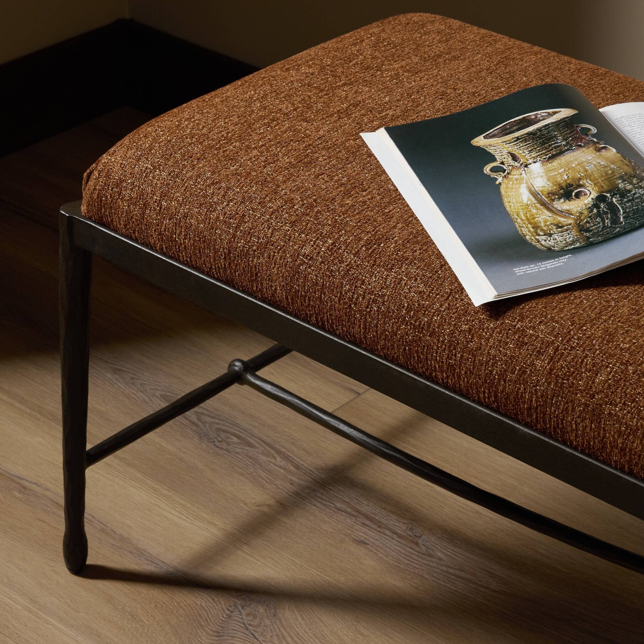 Javier Accent Bench