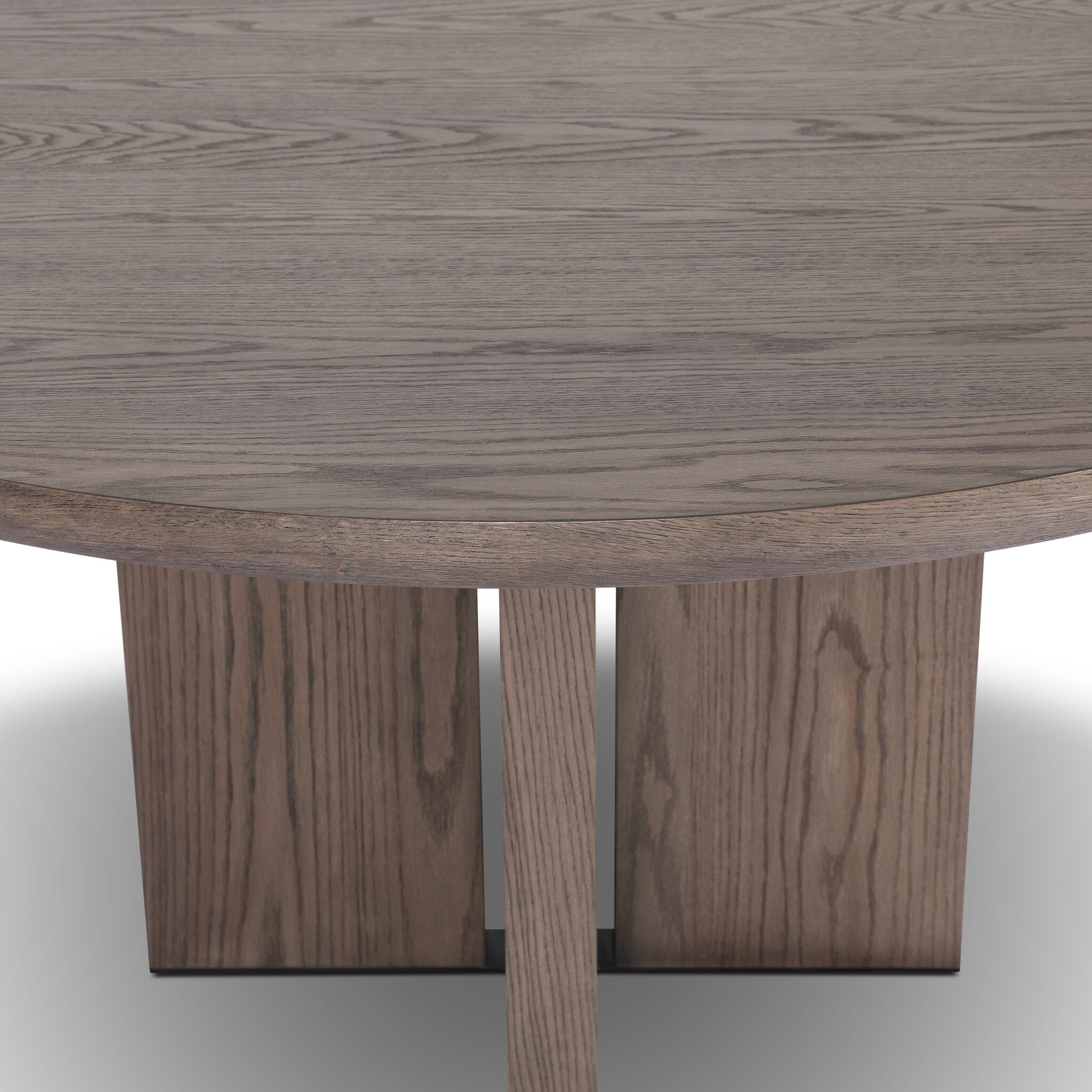 Ernesto Round Dining Table