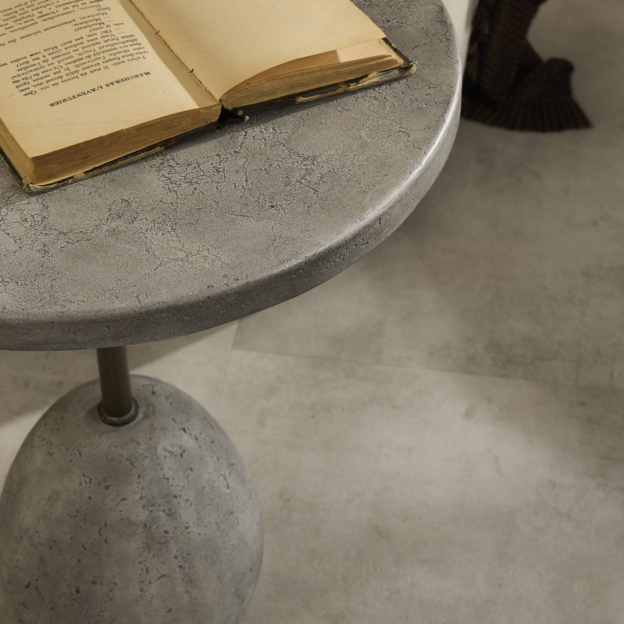 Eleanor Outdoor End Table