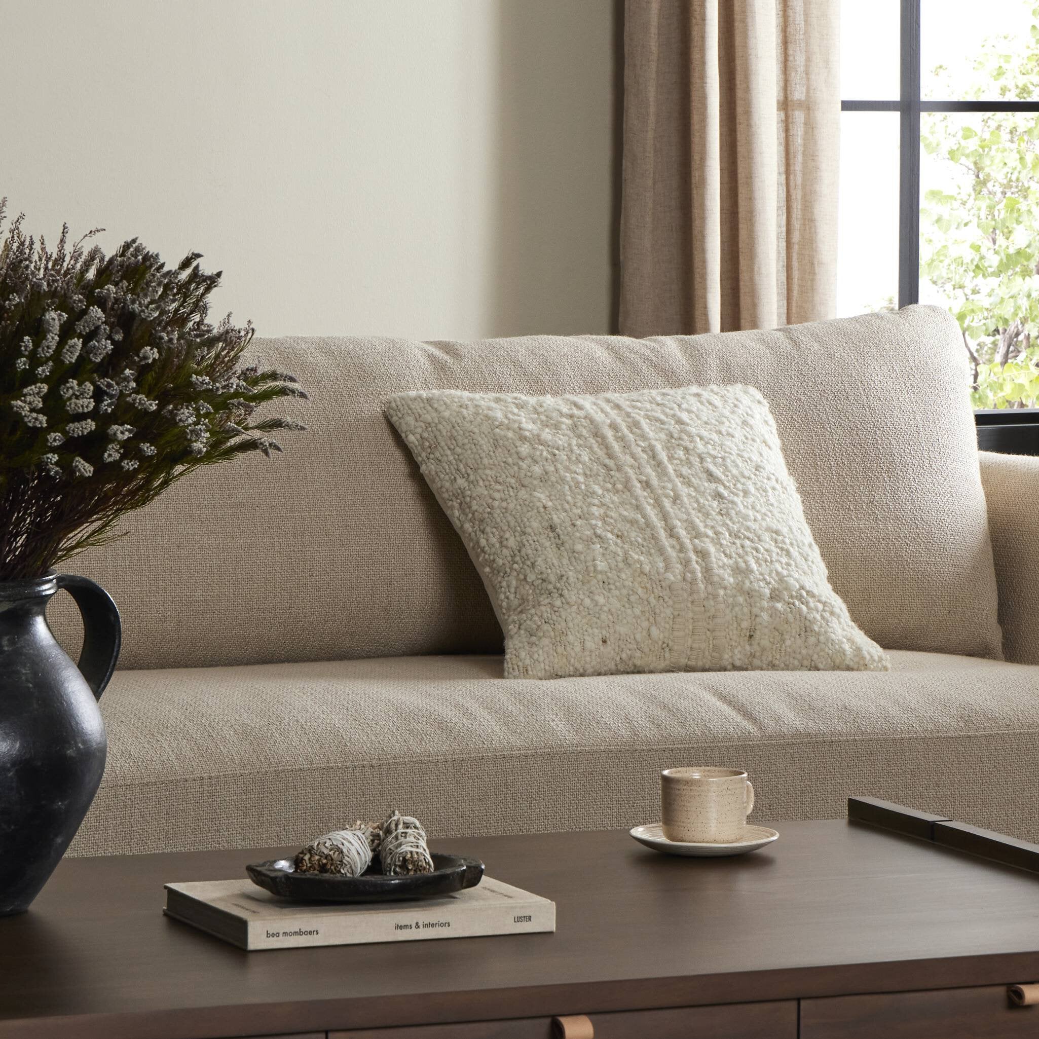 Benson Pillow
