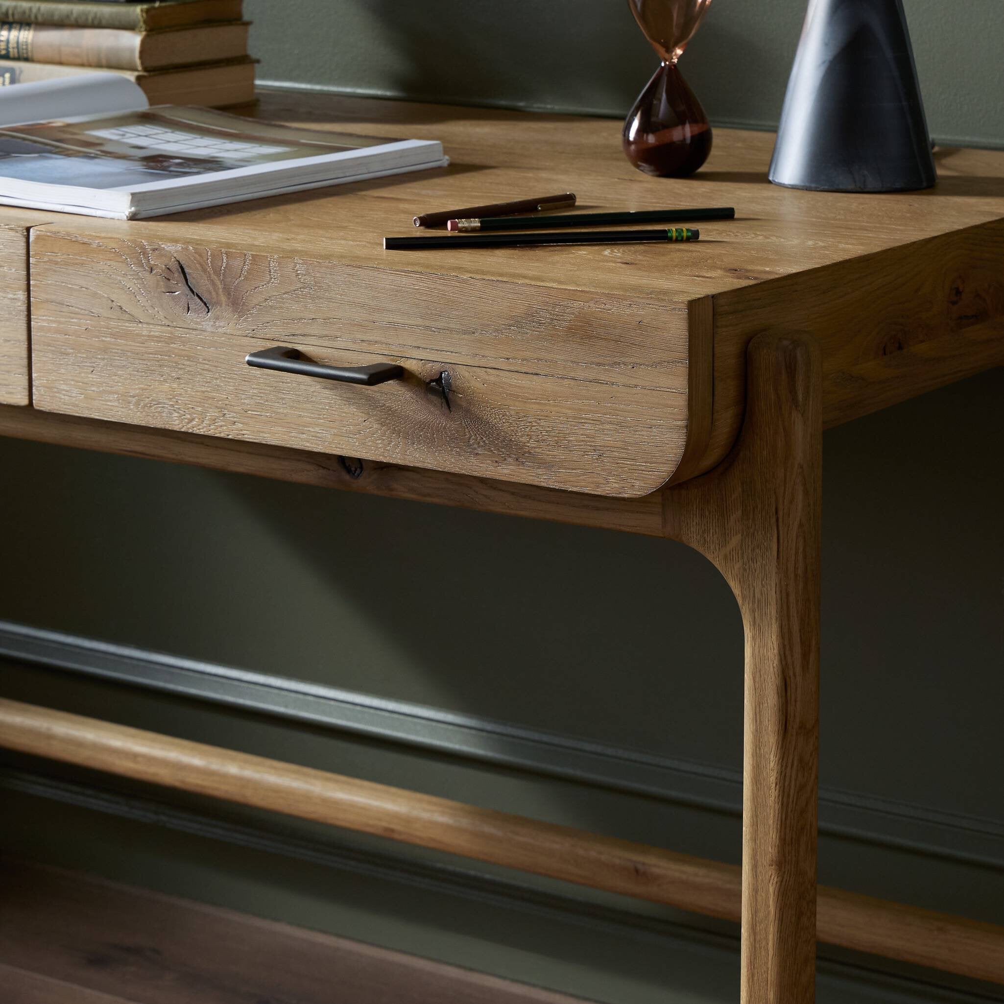 Harlem Desk