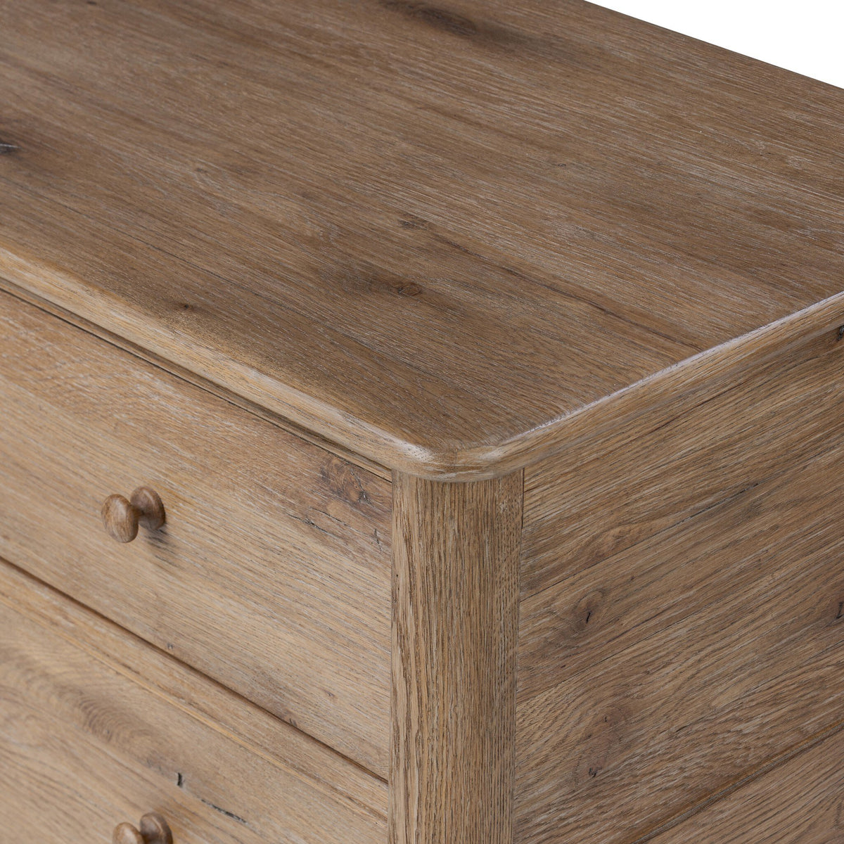 Pilar Chest