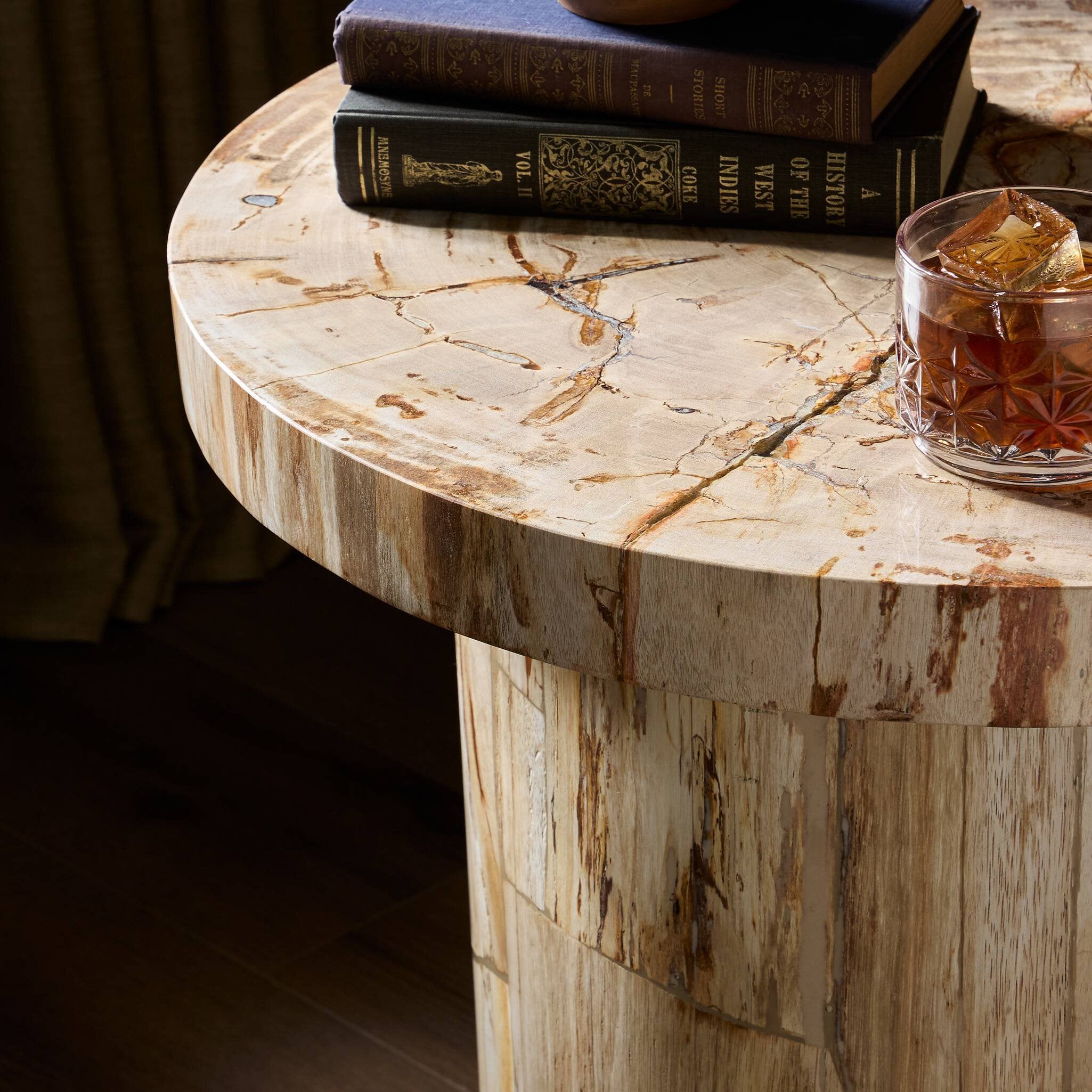 Safira End Table