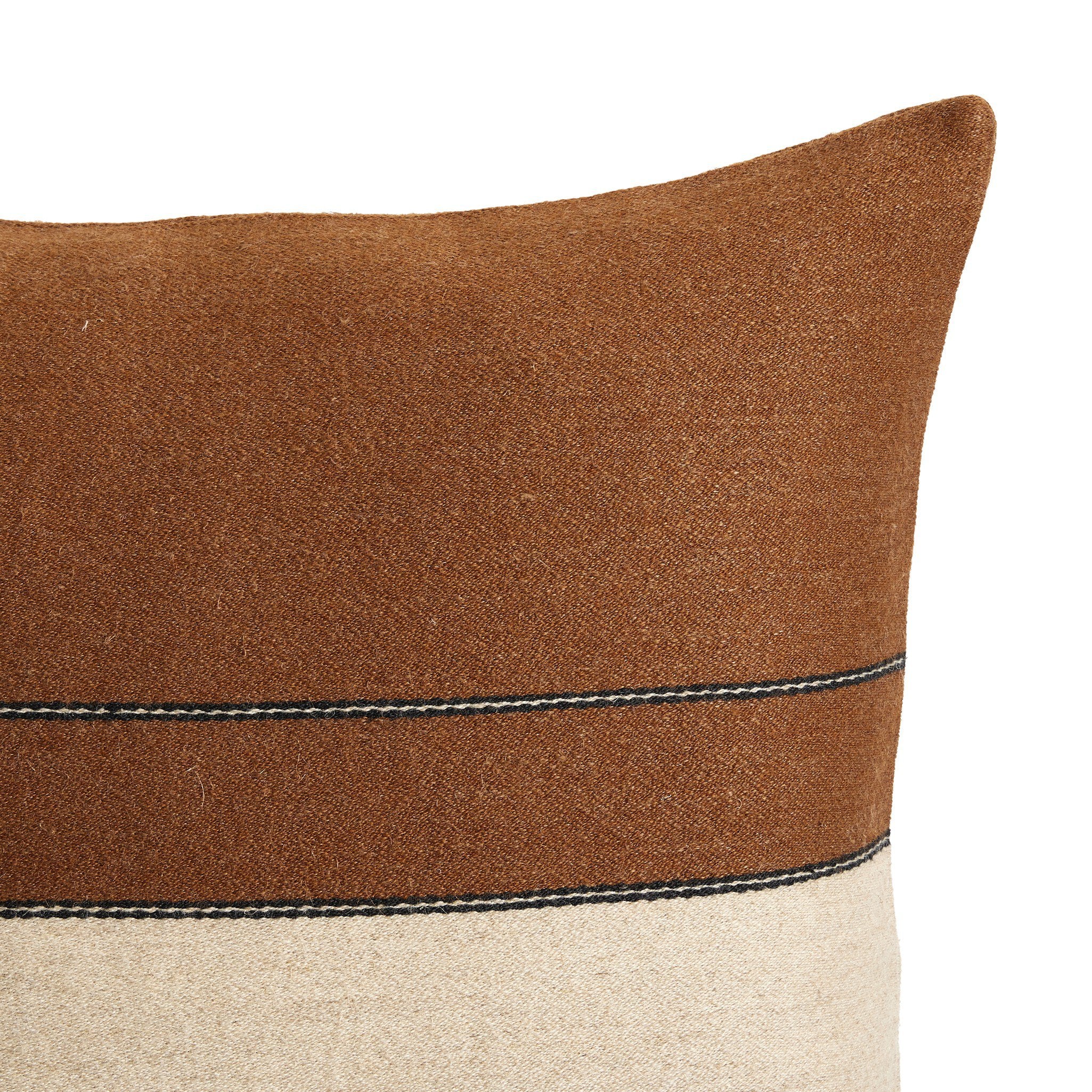 Nico Pillow