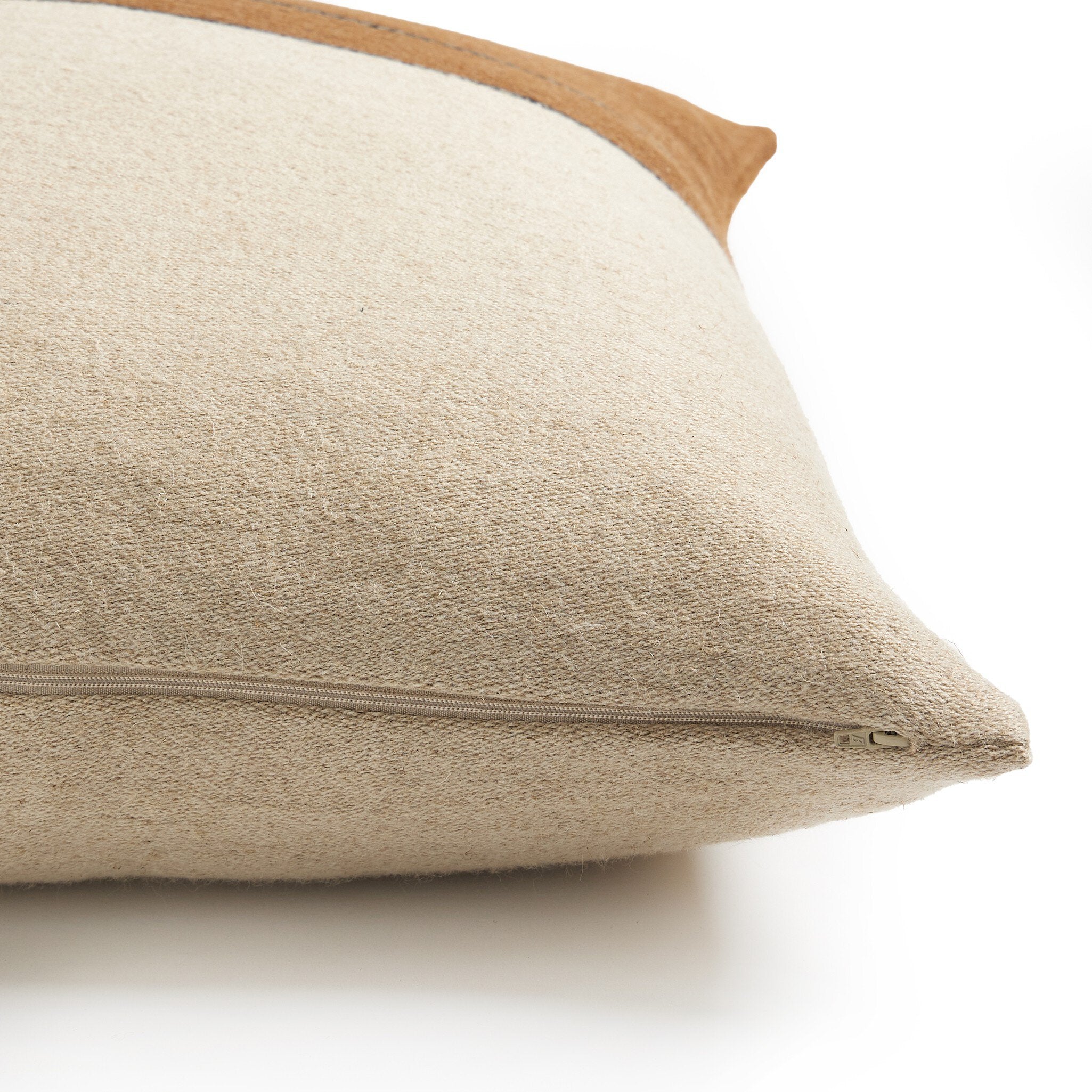Nico Pillow