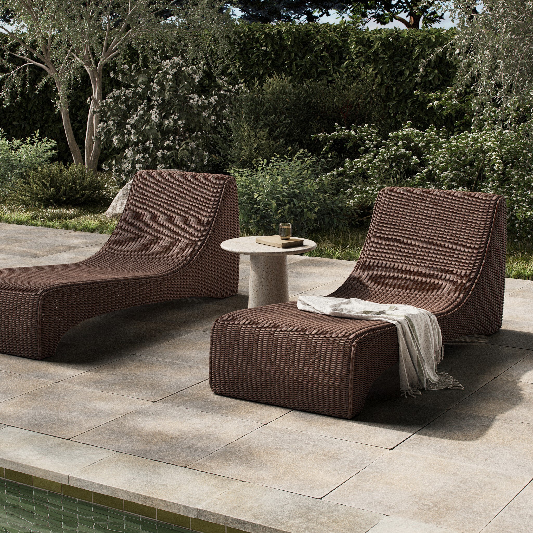 Mara Outdoor Chaise