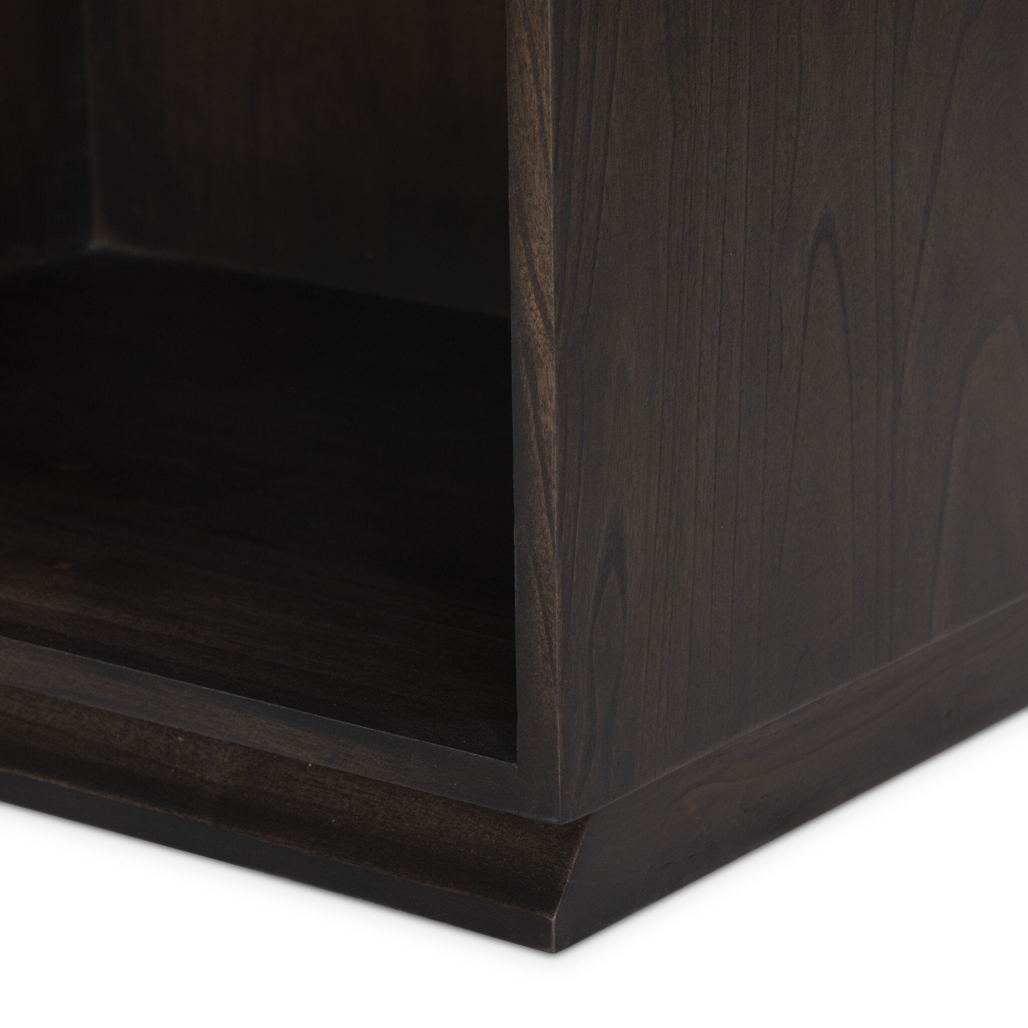 Tusaro Nighstand