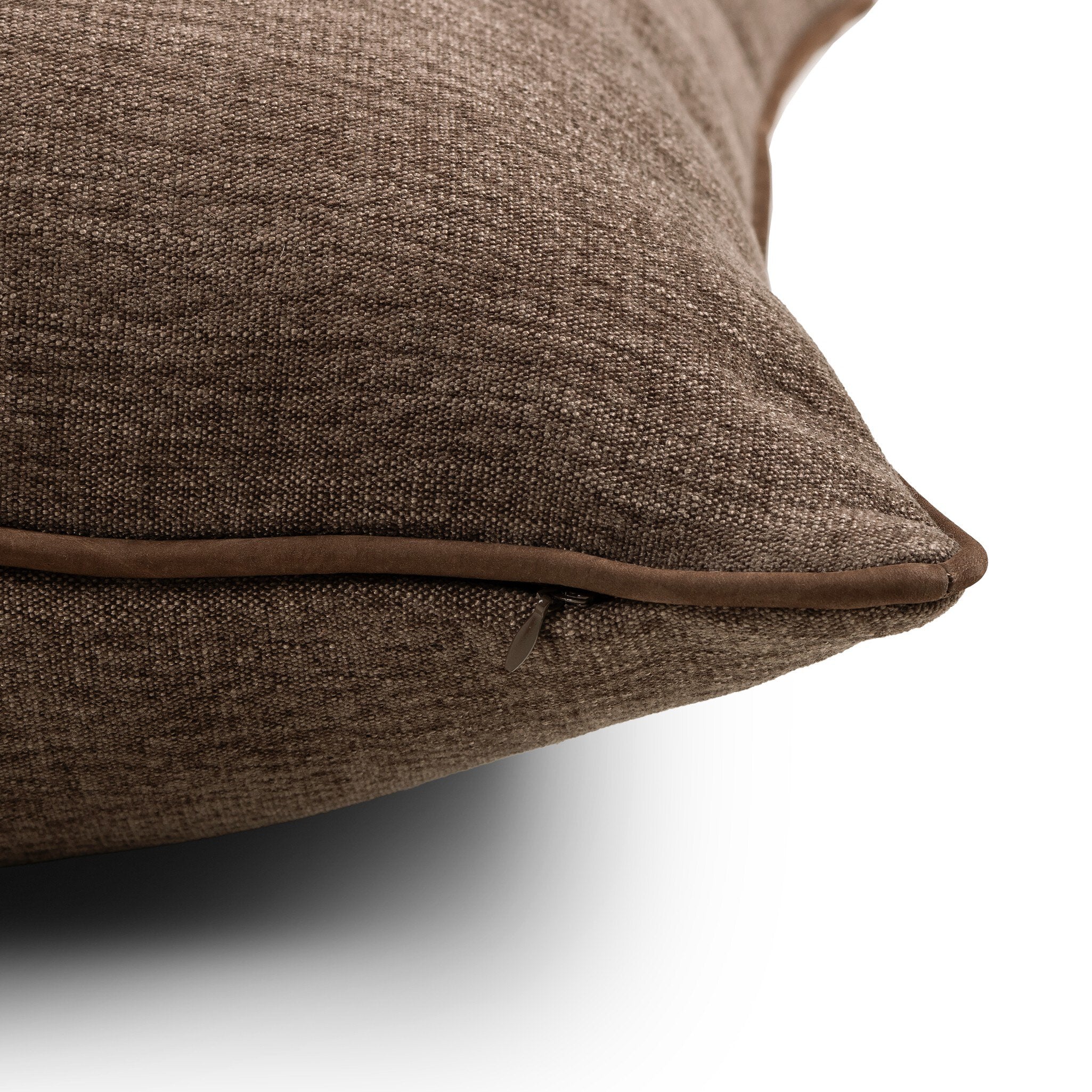Vanna Pillow