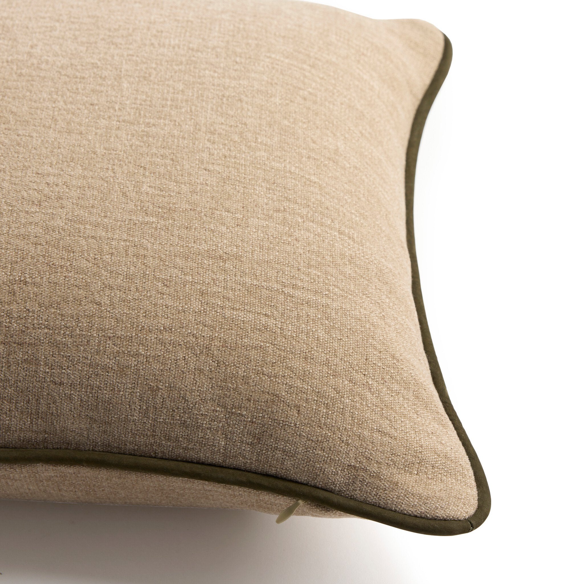 Vanna Pillow