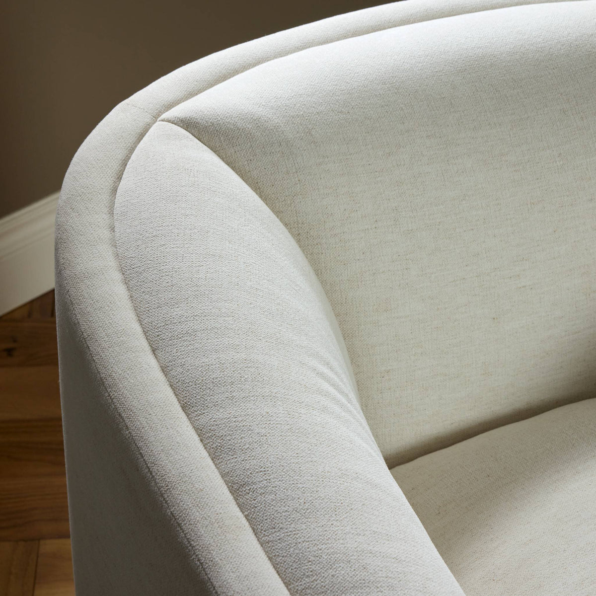Elias Swivel Chair