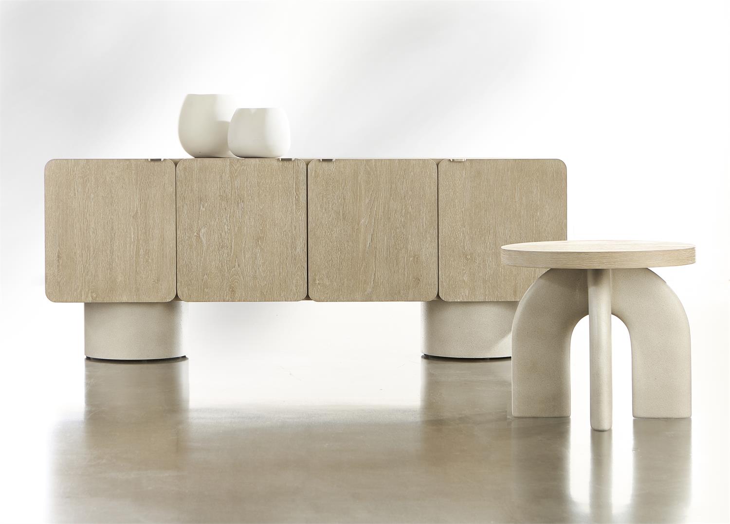 Loreen Credenza