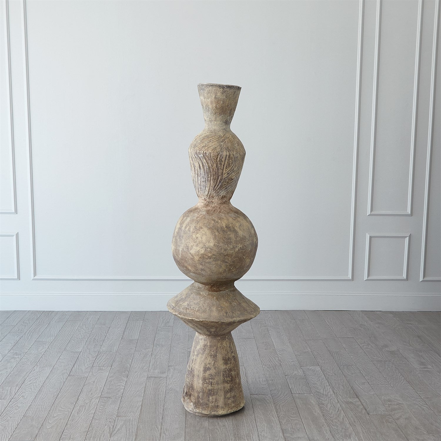 Hayden Floor Totem