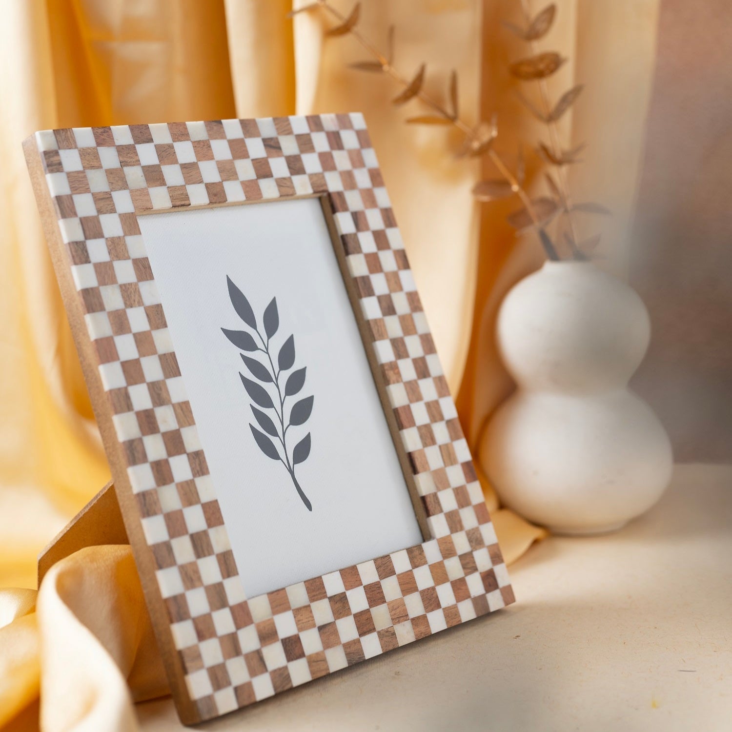 Linda Picture Frame