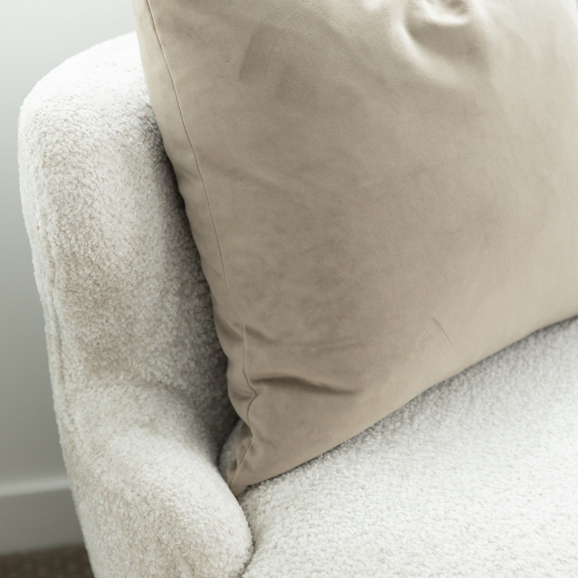 Daly Occasional Swivel Chair