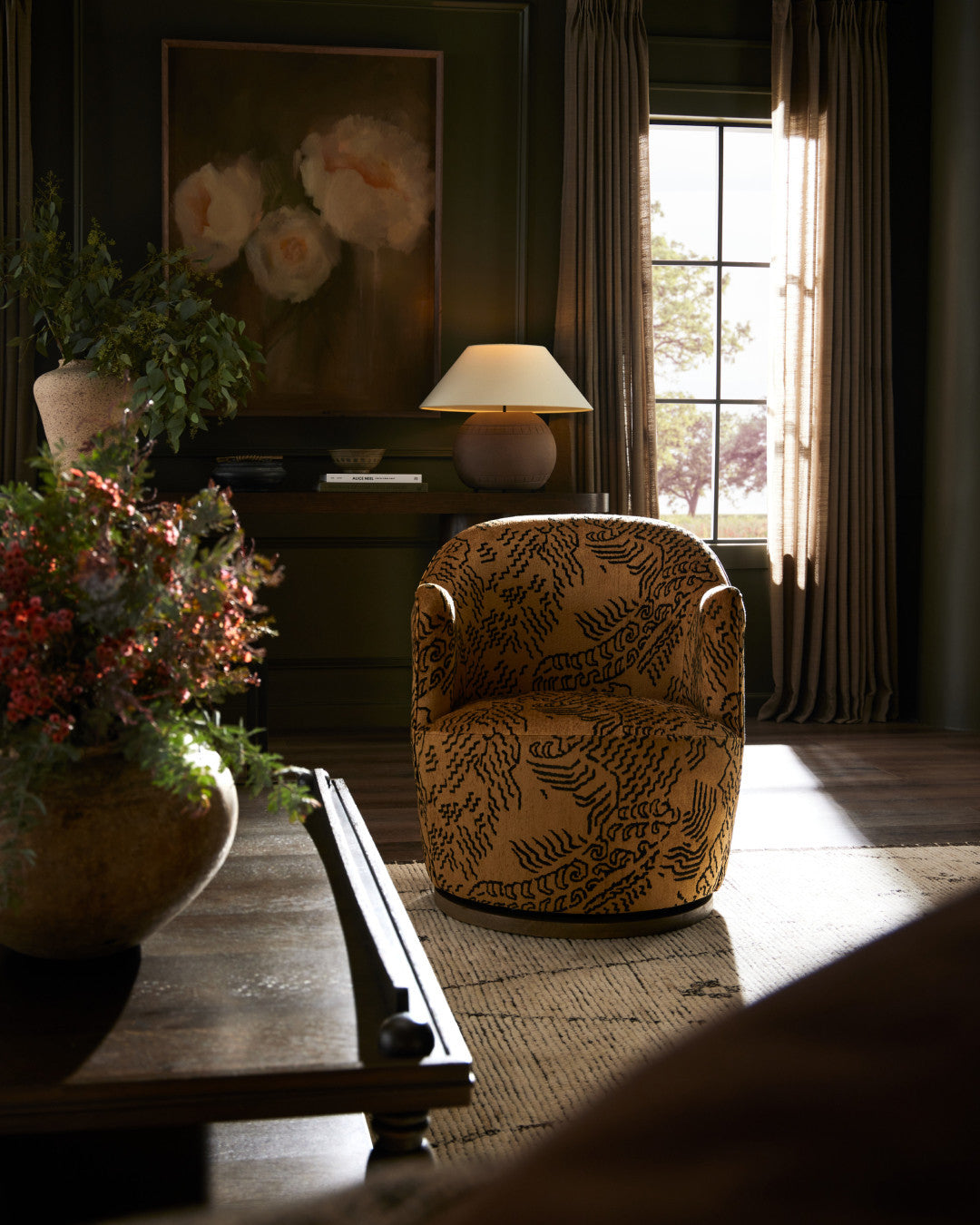Aurora Swivel Chair