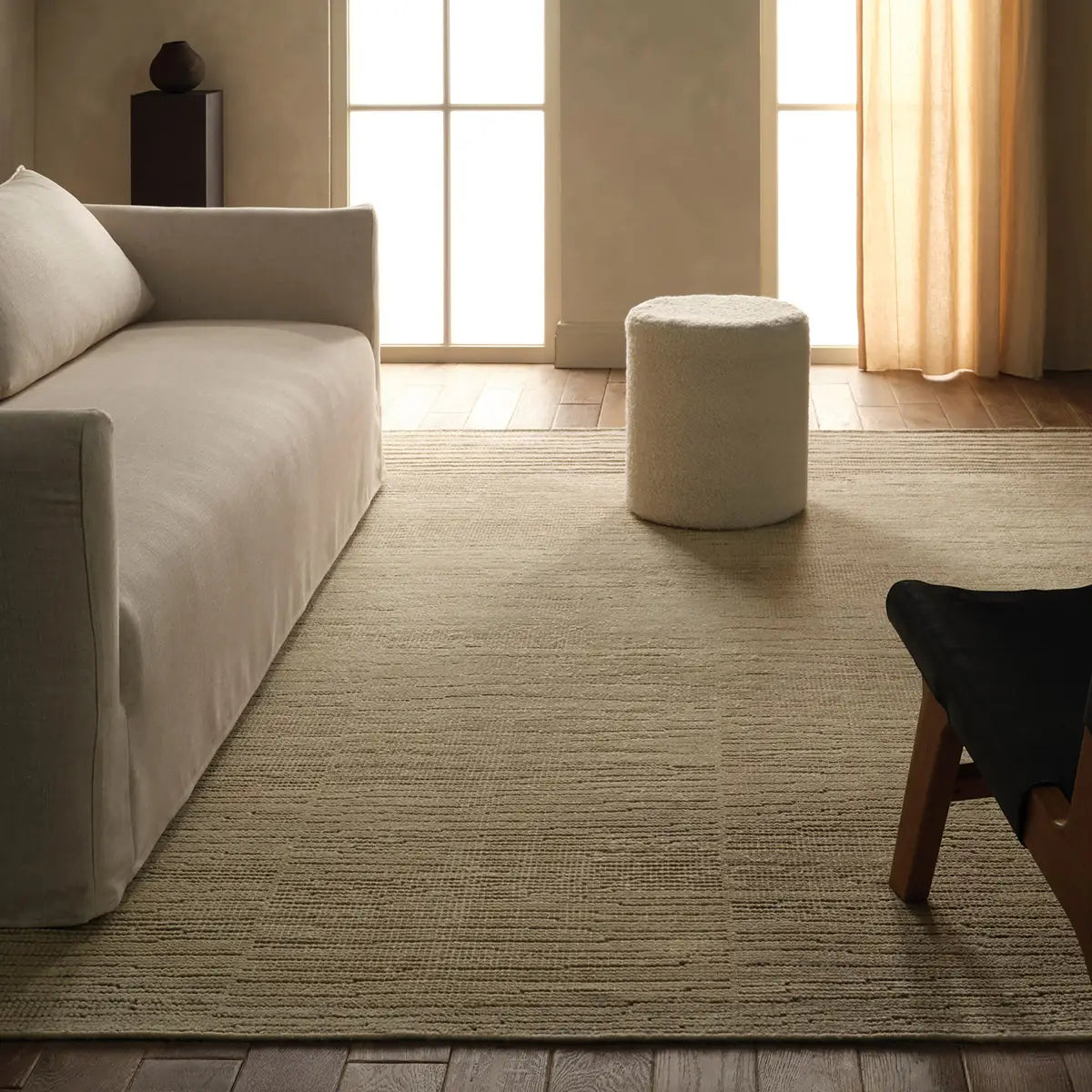 Barlow Hand-Knotted Rug