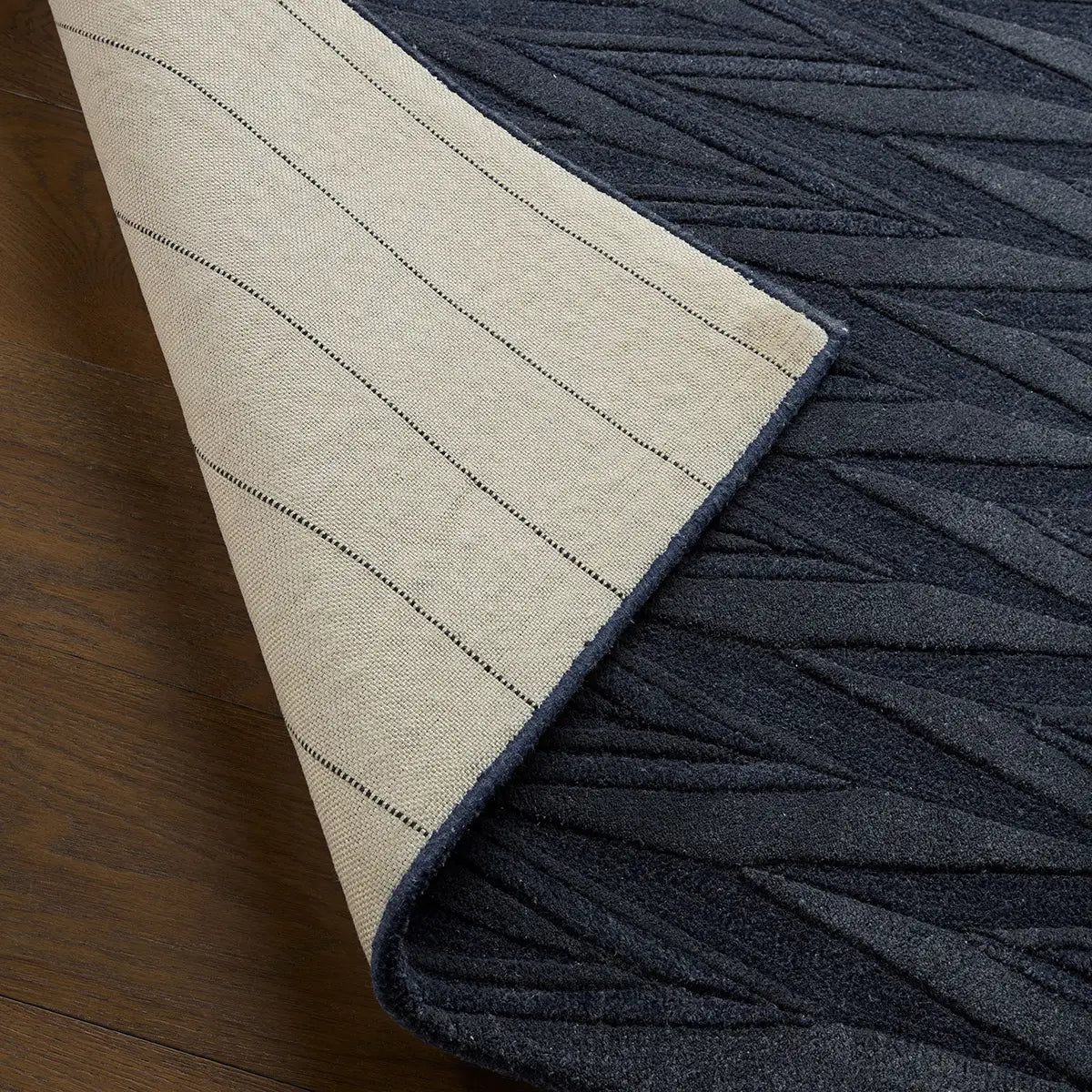Superus Hand-Tufted Rug