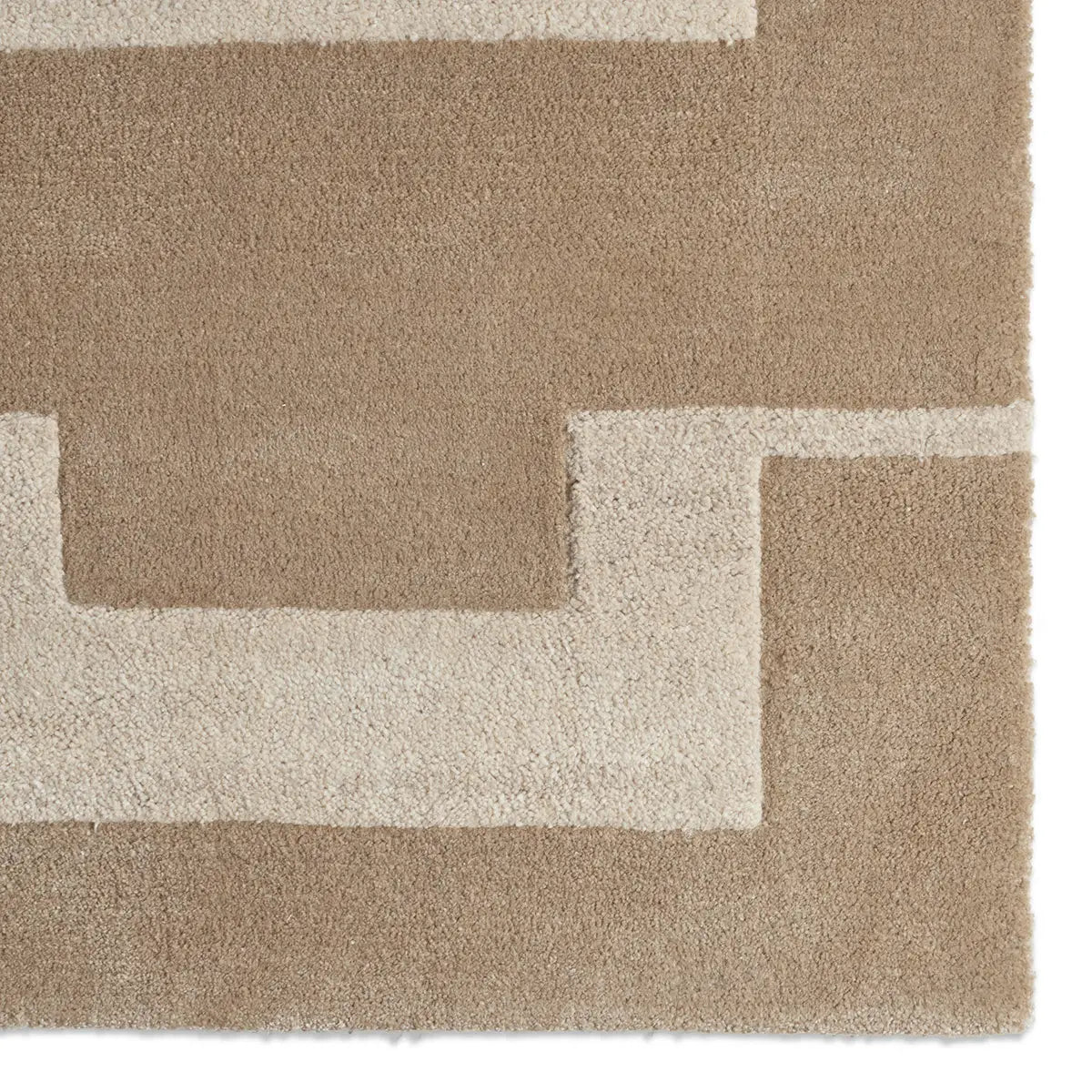 Vinkara Hand-Tufted Rug