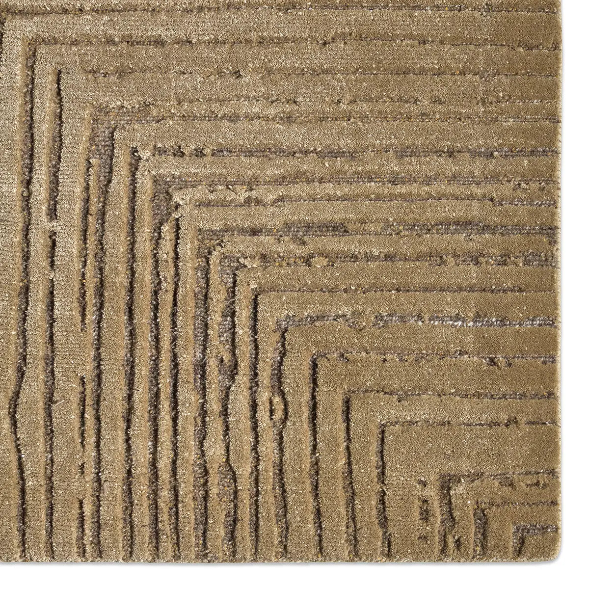 Altarix Hand-Knotted Rug