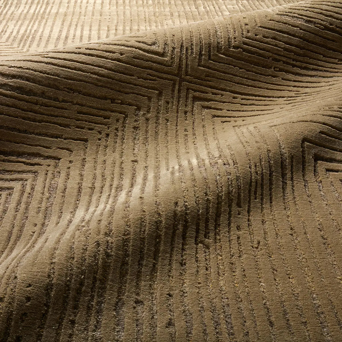 Altarix Hand-Knotted Rug