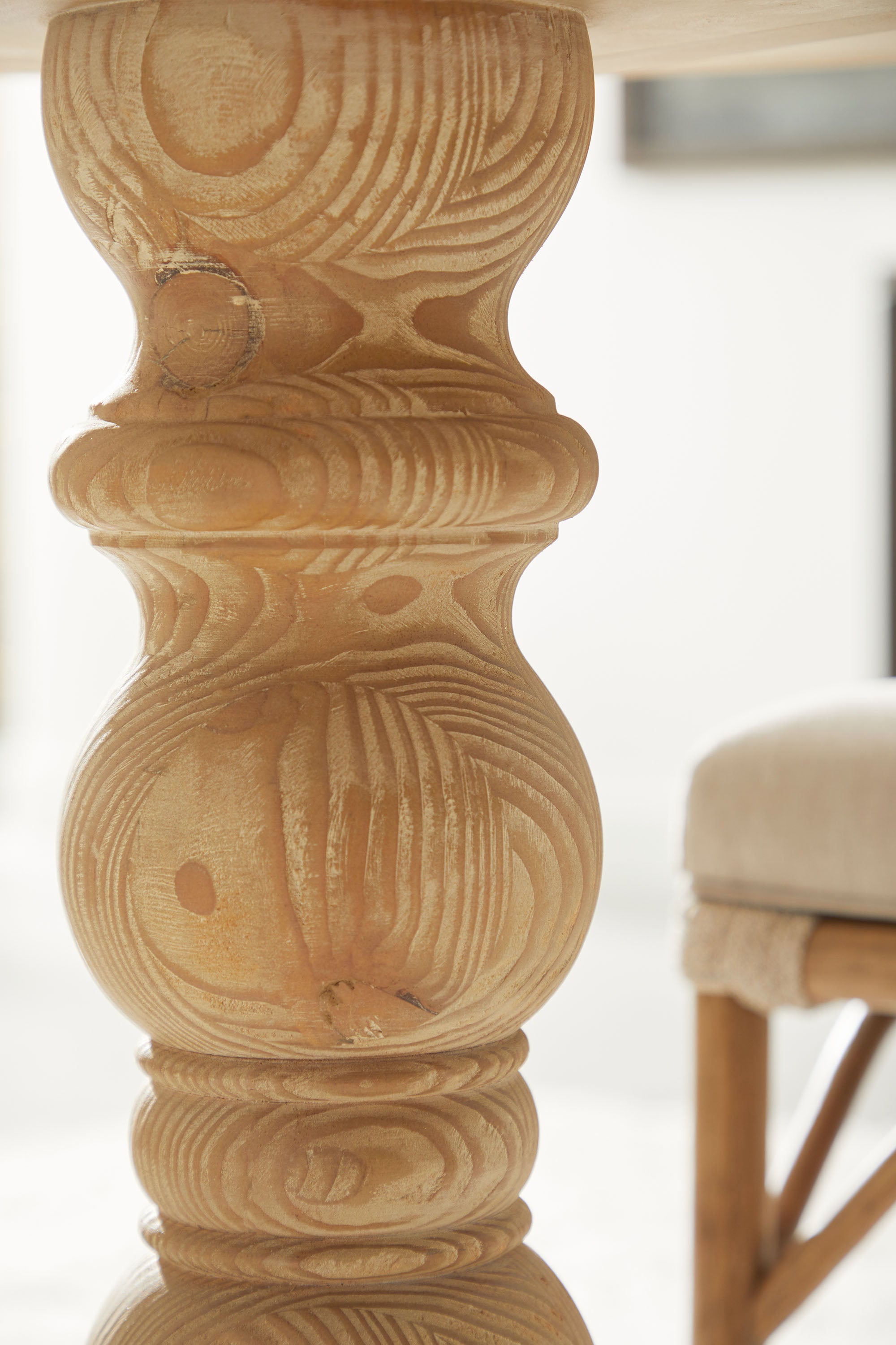 Chelsea Round Dining Table