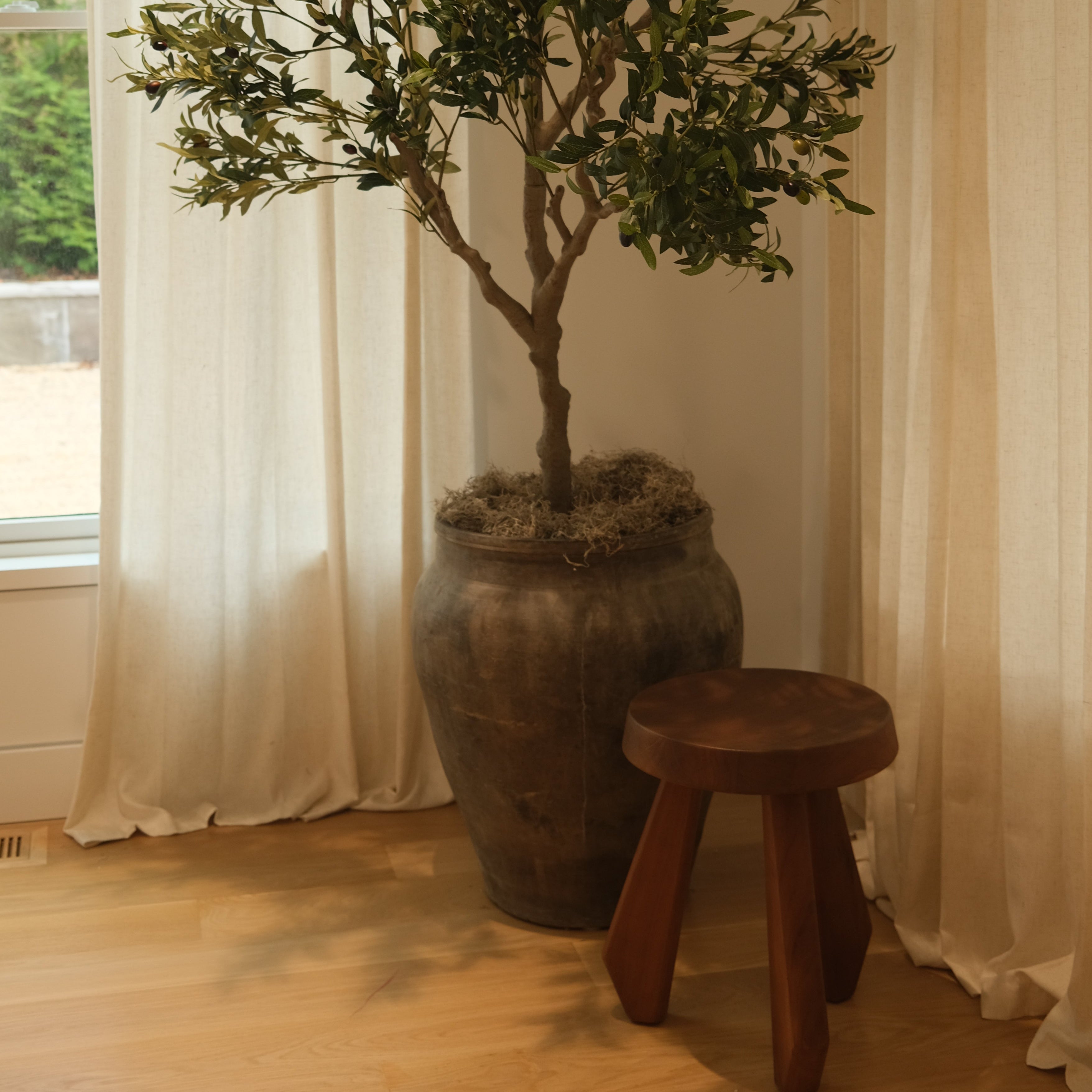 Viola Vase-Planters + Pedestals-StyleMeGHD