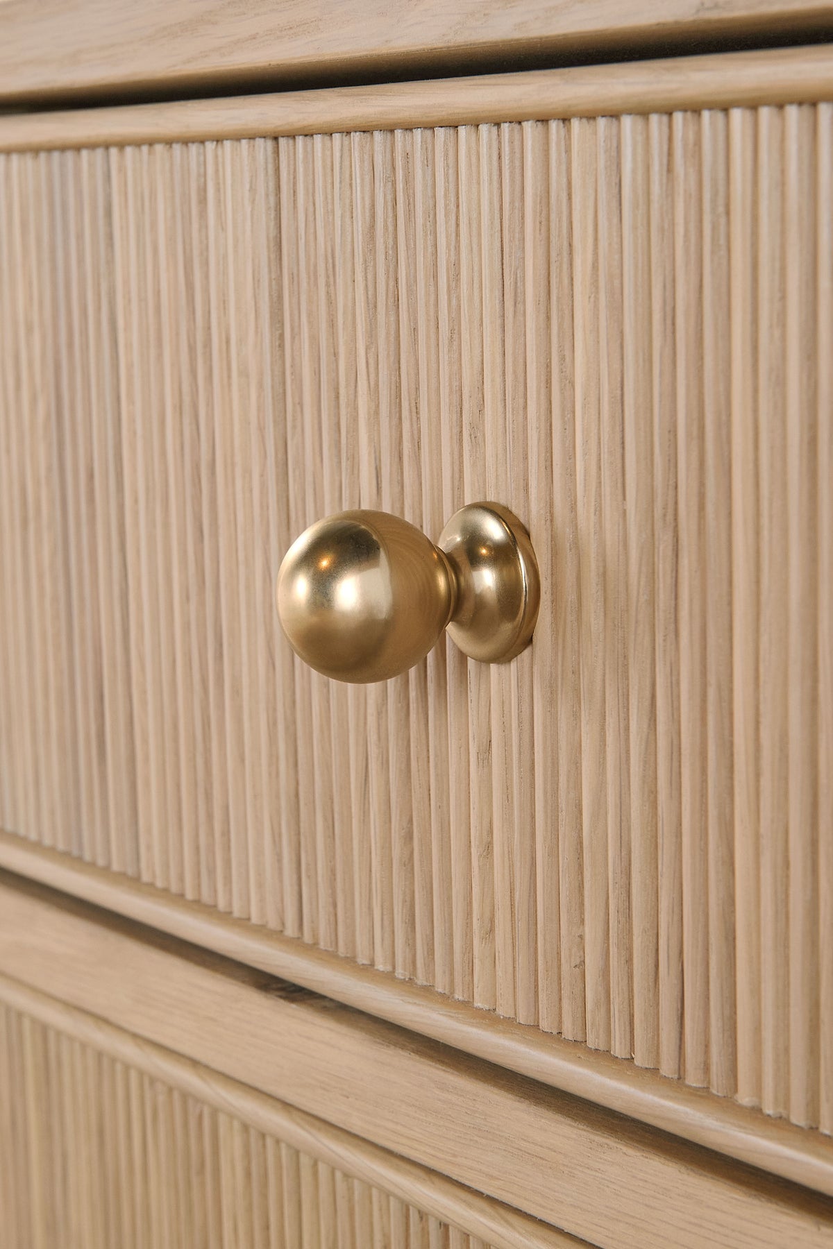 Highland 8-Drawer Double Dresser