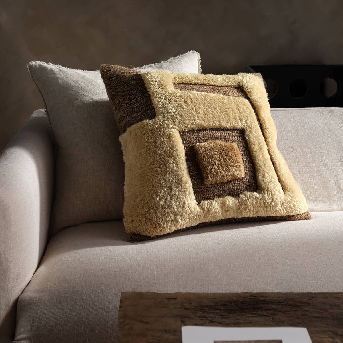 Maison Pillow