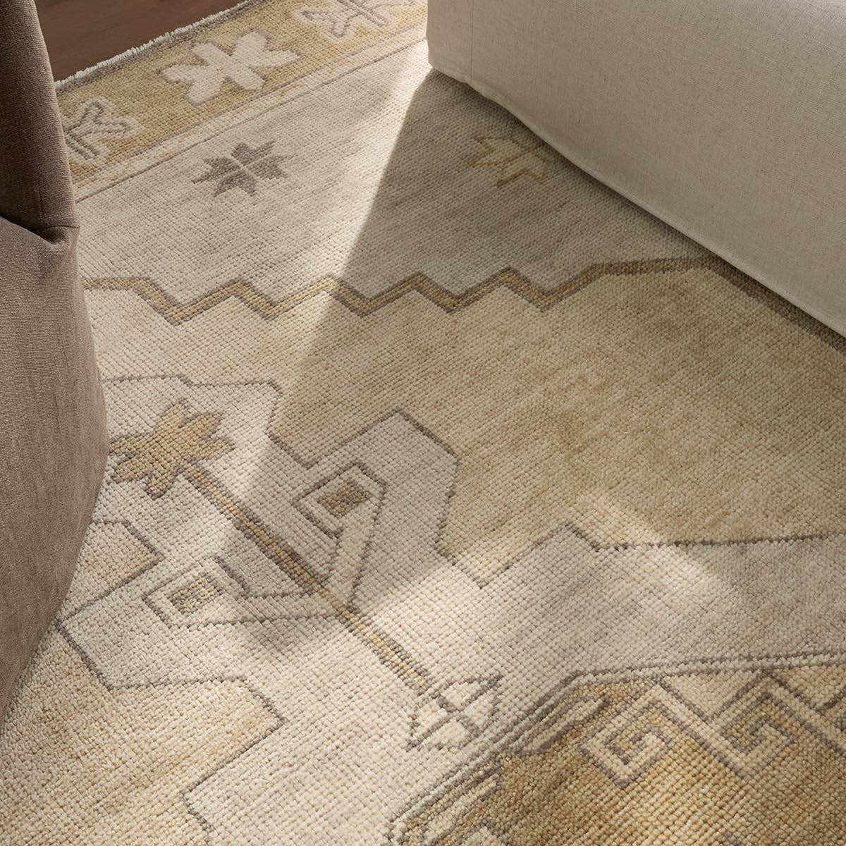 Fable Hand-Knotted Rug