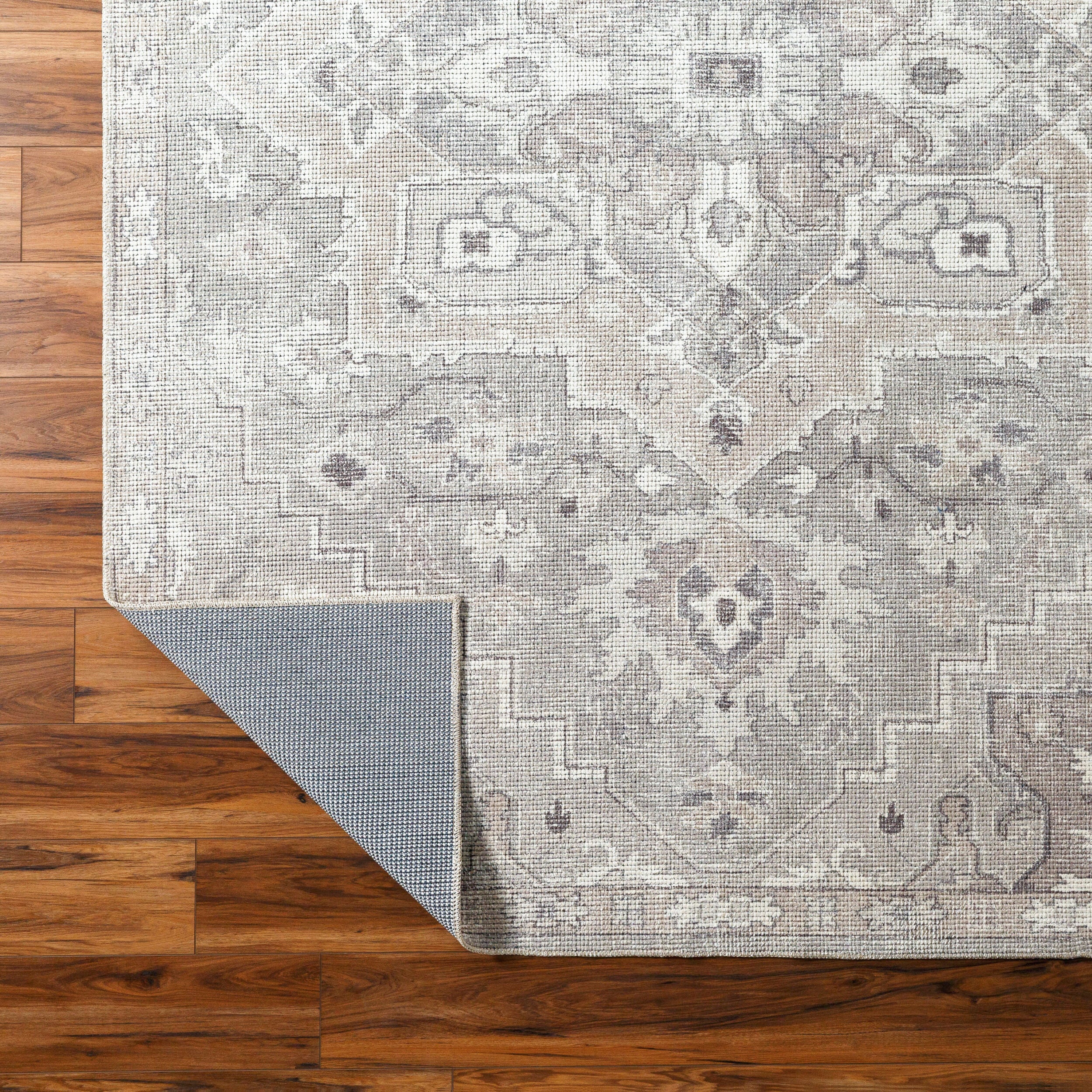 Elle Rug