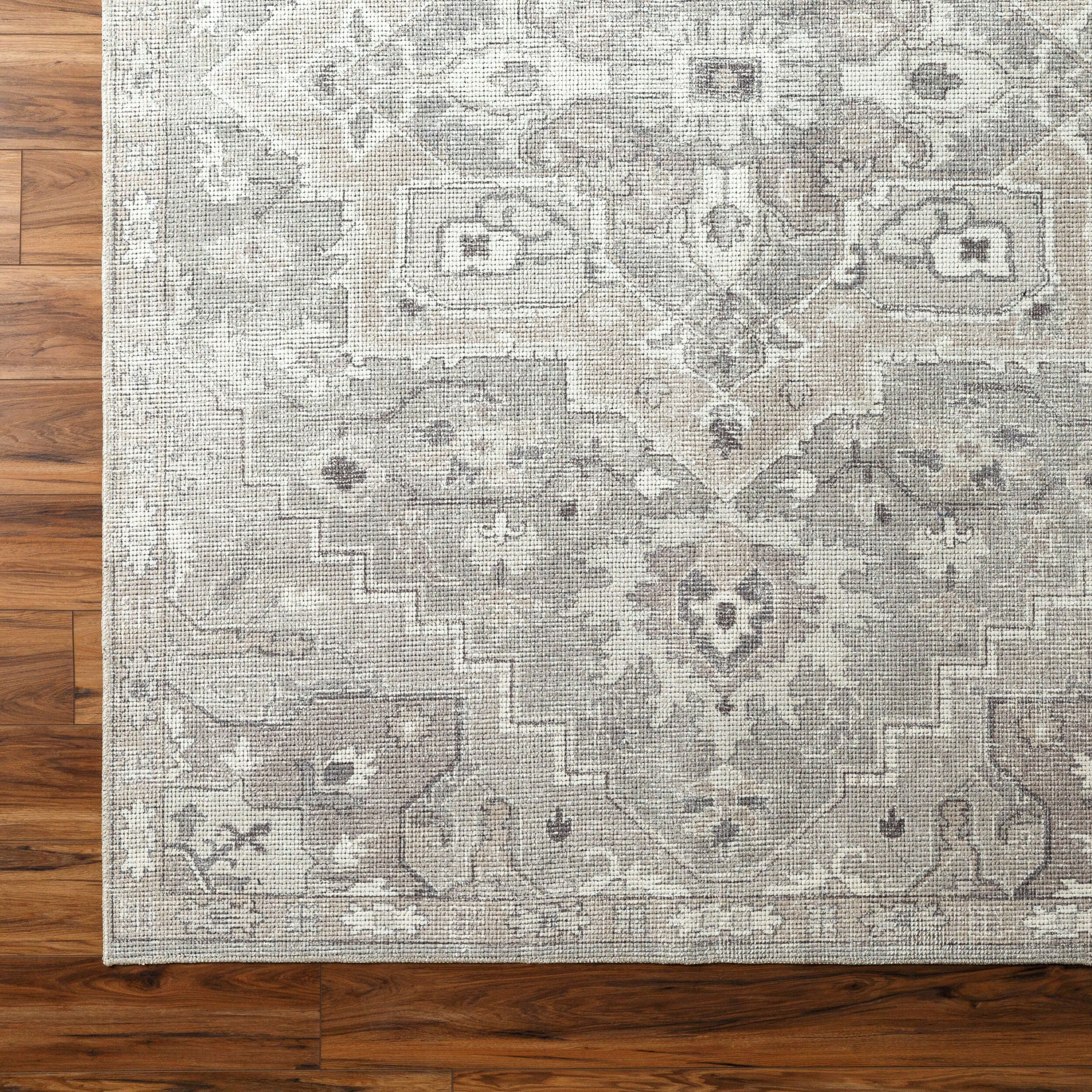 Elle Rug