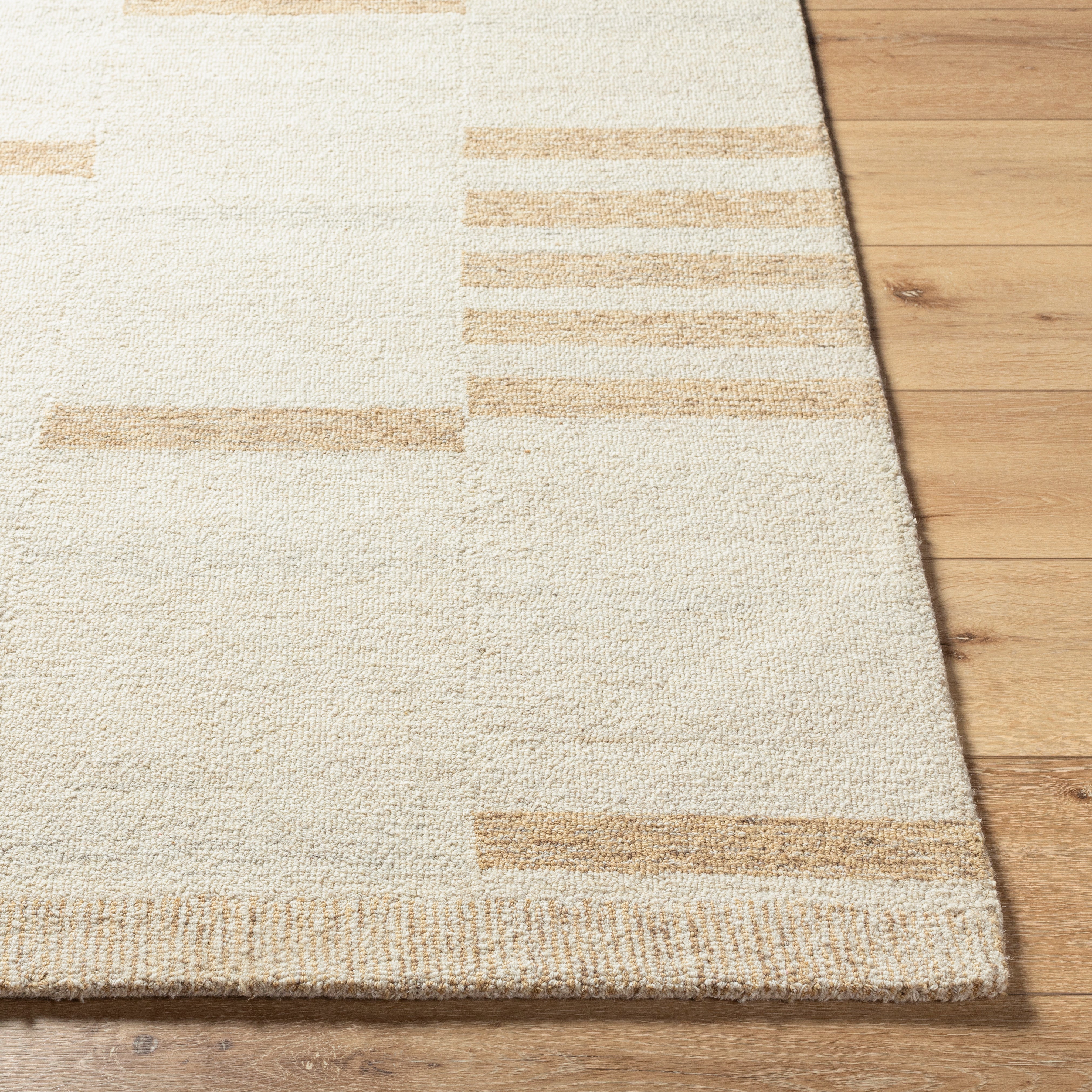 Maxene Rug