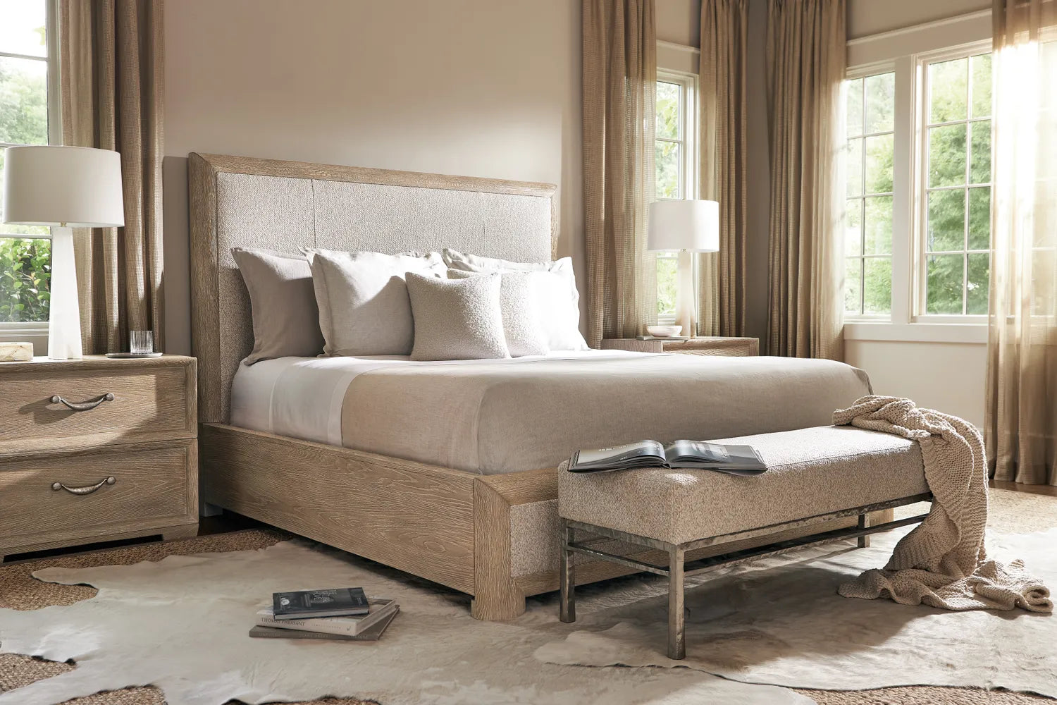 Divina Bench