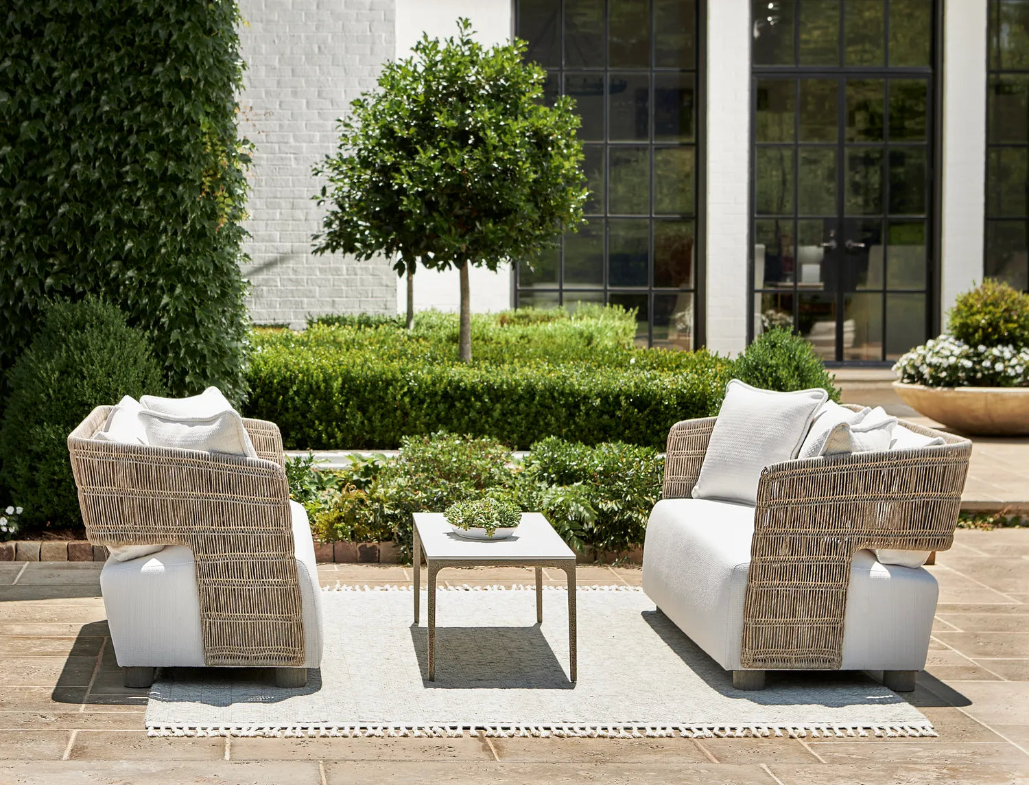 Vernon Outdoor Swivel Chair